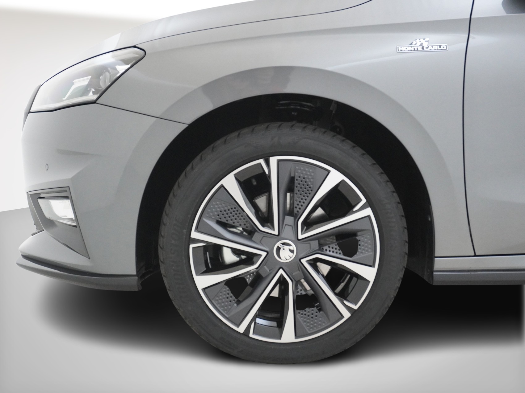 SKODA Fabia 1.5 TSI Monte Carlo DSG-image-8
