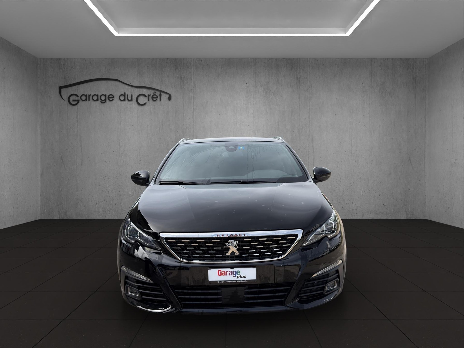 PEUGEOT 308 SW 1.2 PureTech 130 Allure S/S-image-6