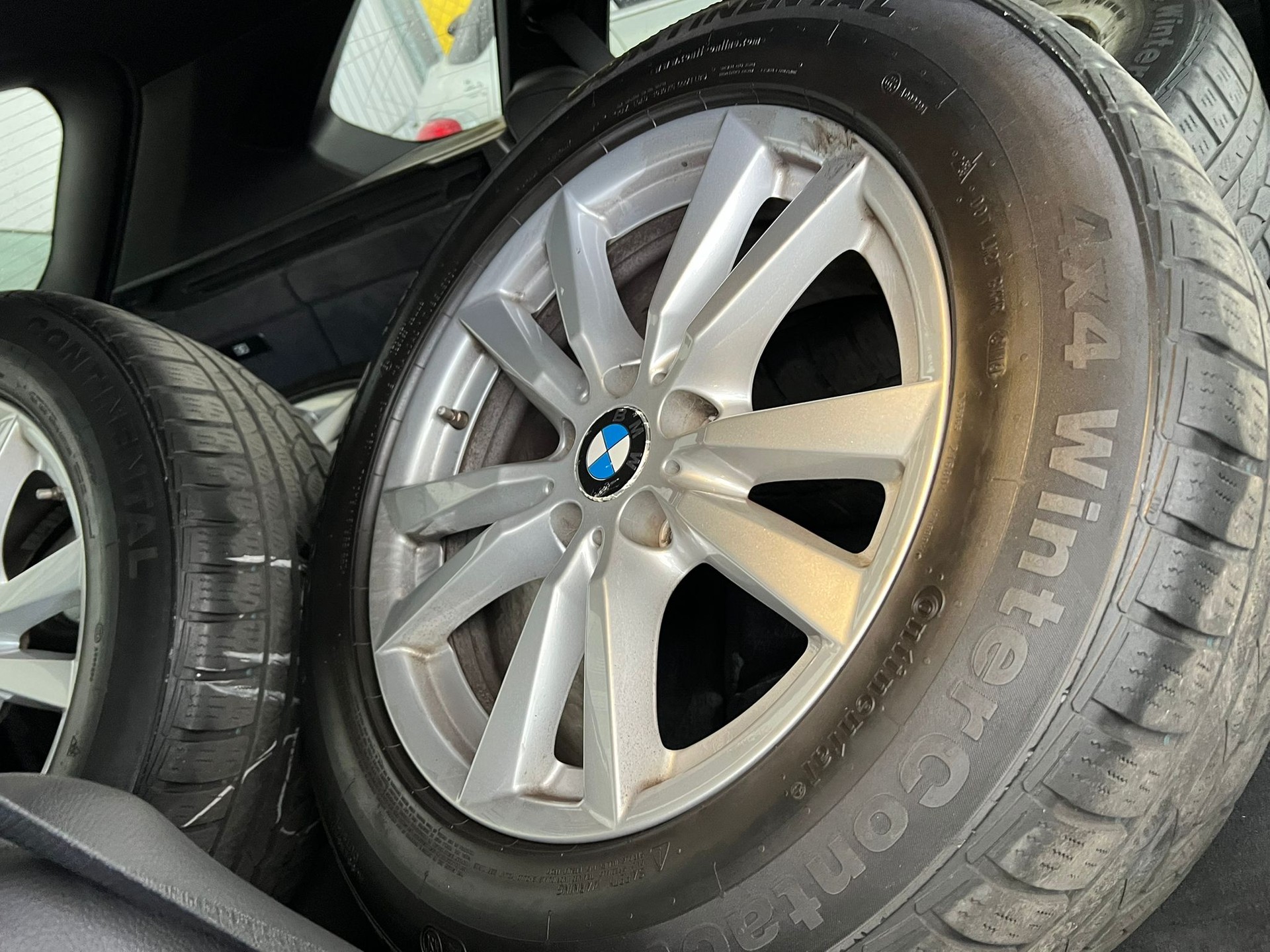 BMW X5 xDrive 40d Steptronic M-SPORT-image-10