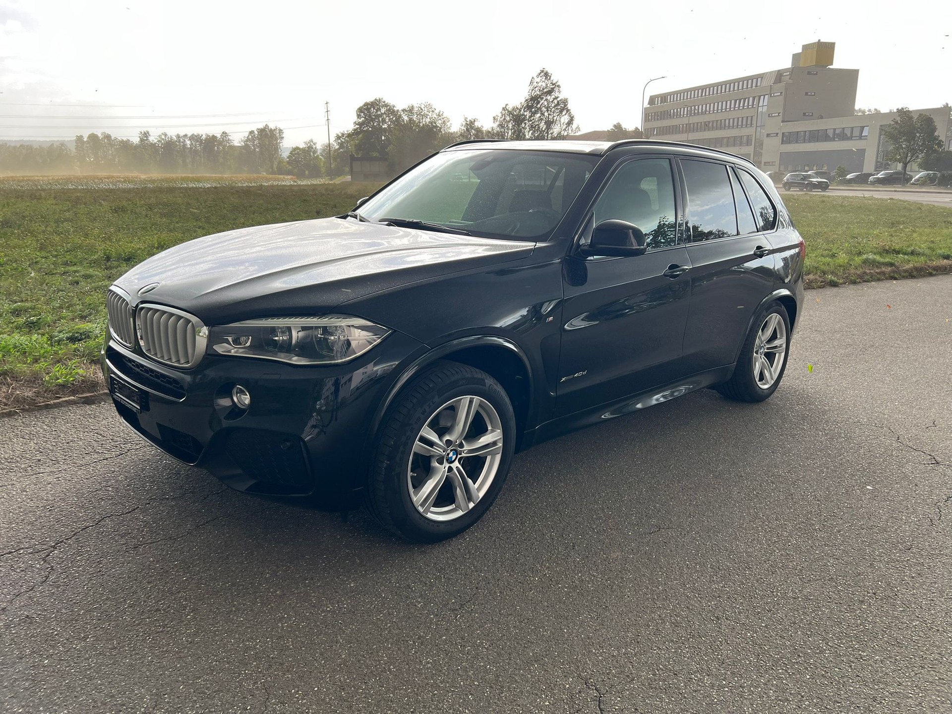 BMW X5 xDrive 40d Steptronic M-SPORT-image-0