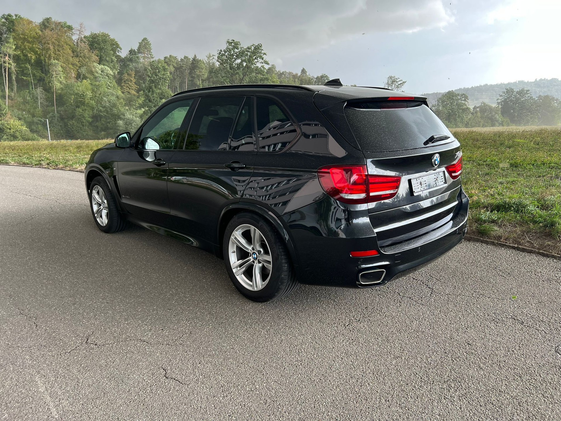 BMW X5 xDrive 40d Steptronic M-SPORT-image-3