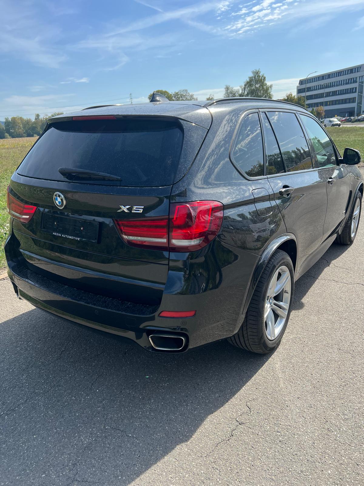 BMW X5 xDrive 40d Steptronic M-SPORT-image-5