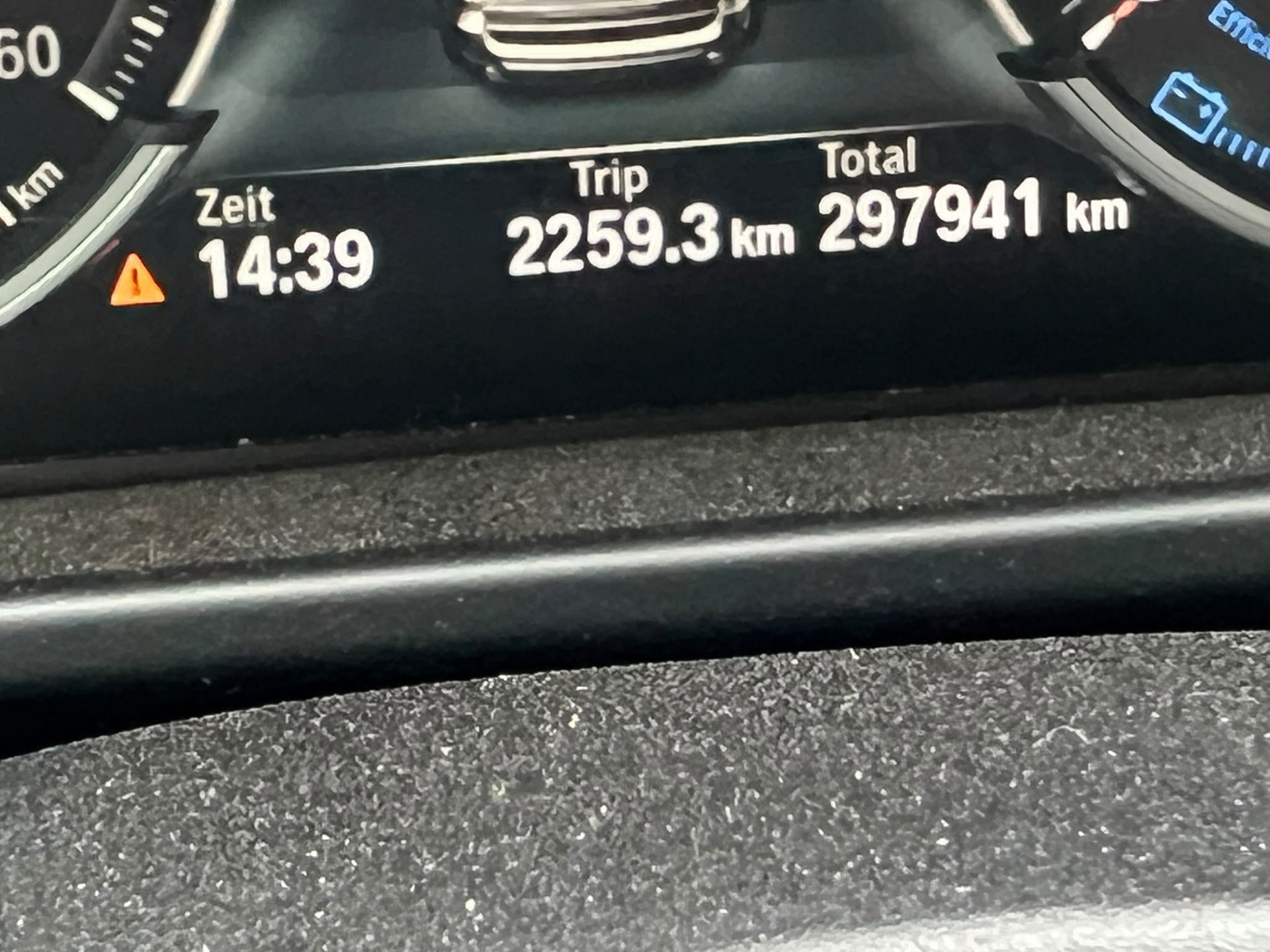 BMW X5 xDrive 40d Steptronic M-SPORT-image-13
