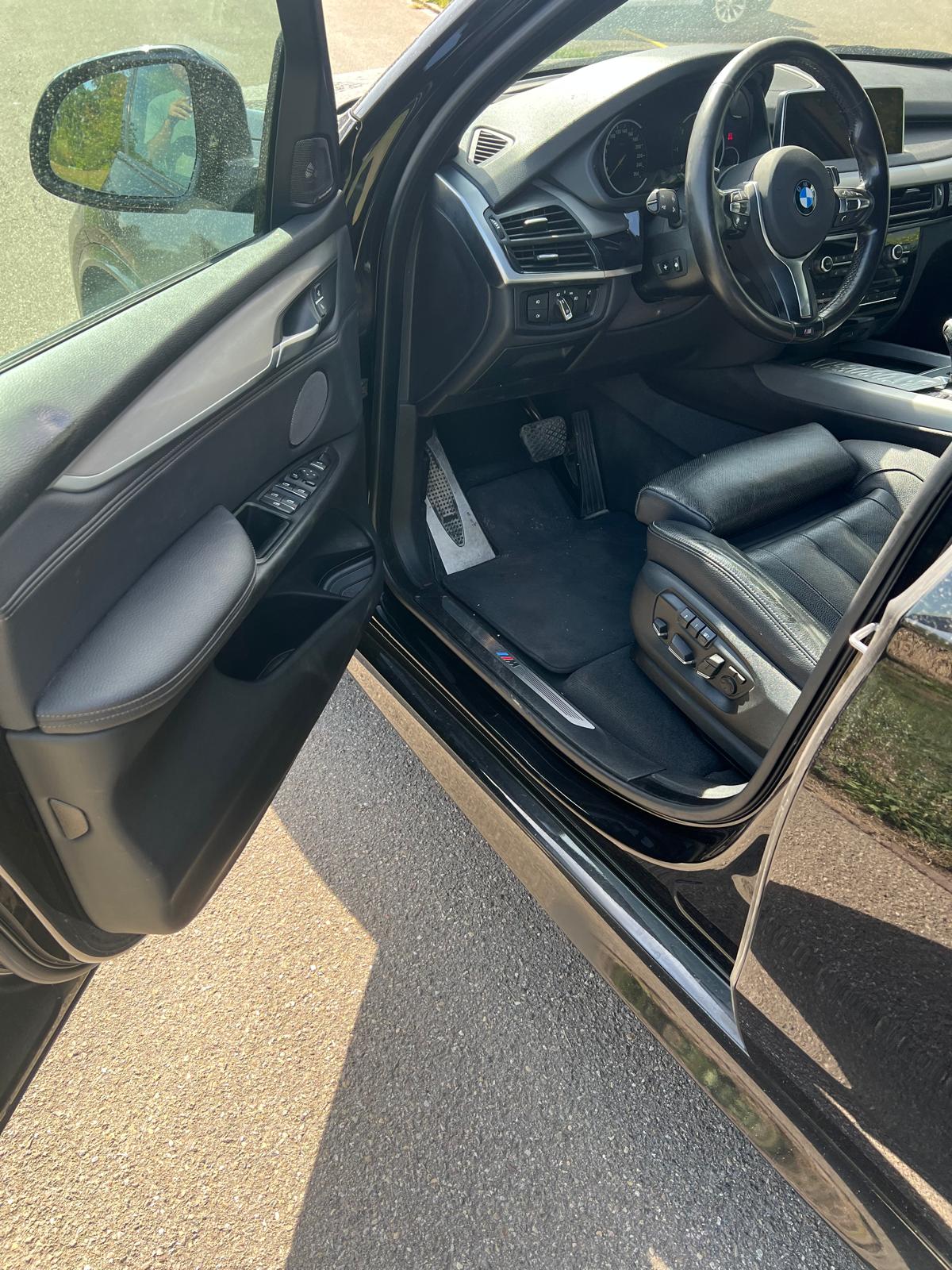 BMW X5 xDrive 40d Steptronic M-SPORT-image-9