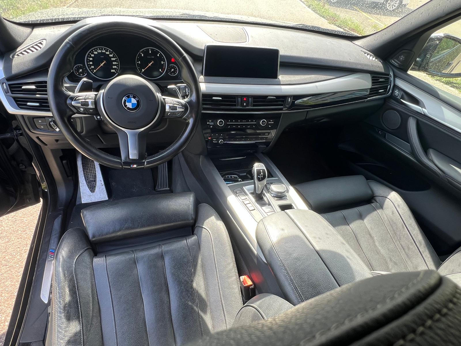 BMW X5 xDrive 40d Steptronic M-SPORT-image-6