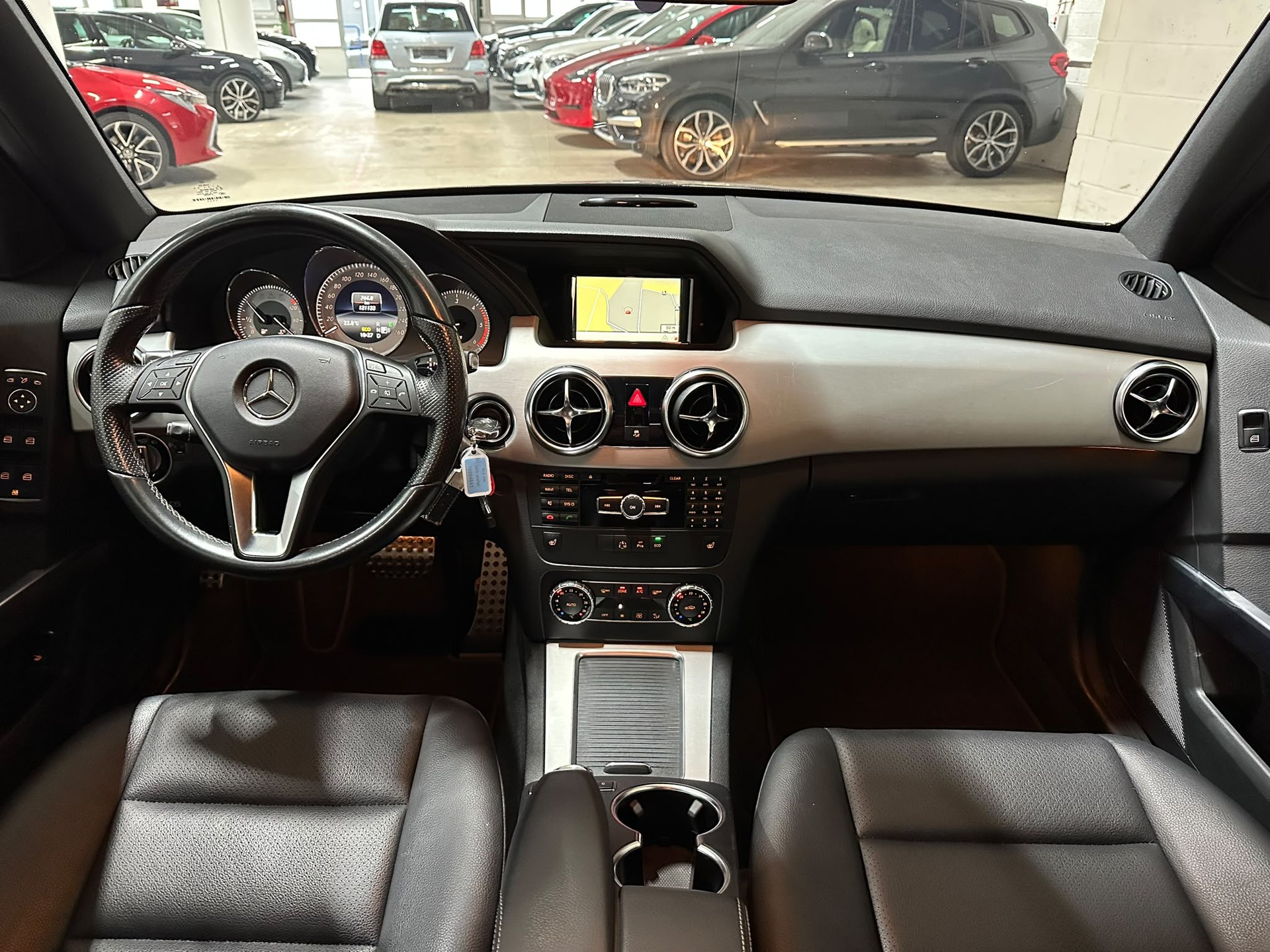 MERCEDES-BENZ GLK 220 BlueTEC 4Matic 7G-Tronic-image-9
