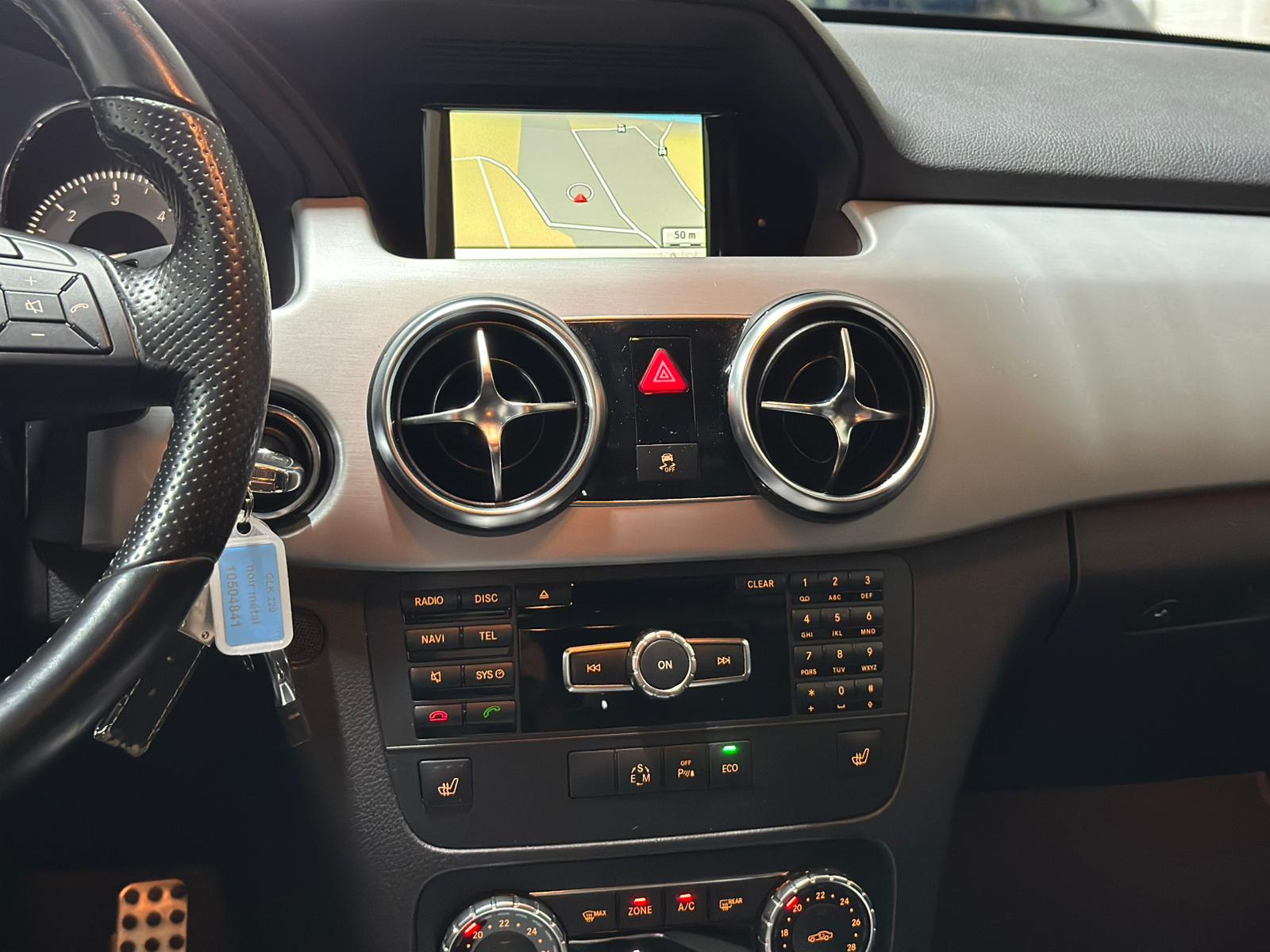 MERCEDES-BENZ GLK 220 BlueTEC 4Matic 7G-Tronic-image-14