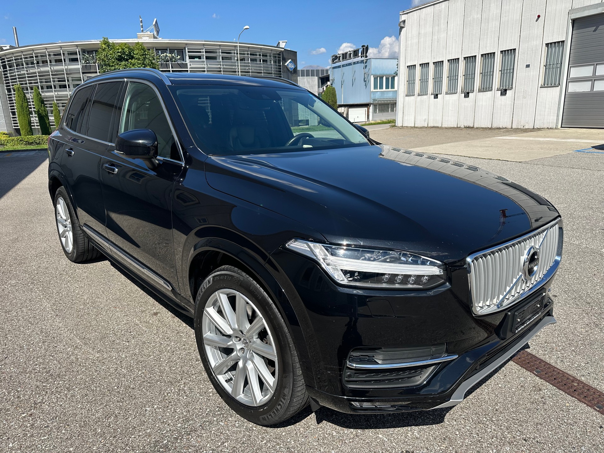 VOLVO XC90 D5 AWD Inscription Geartronic-image-2