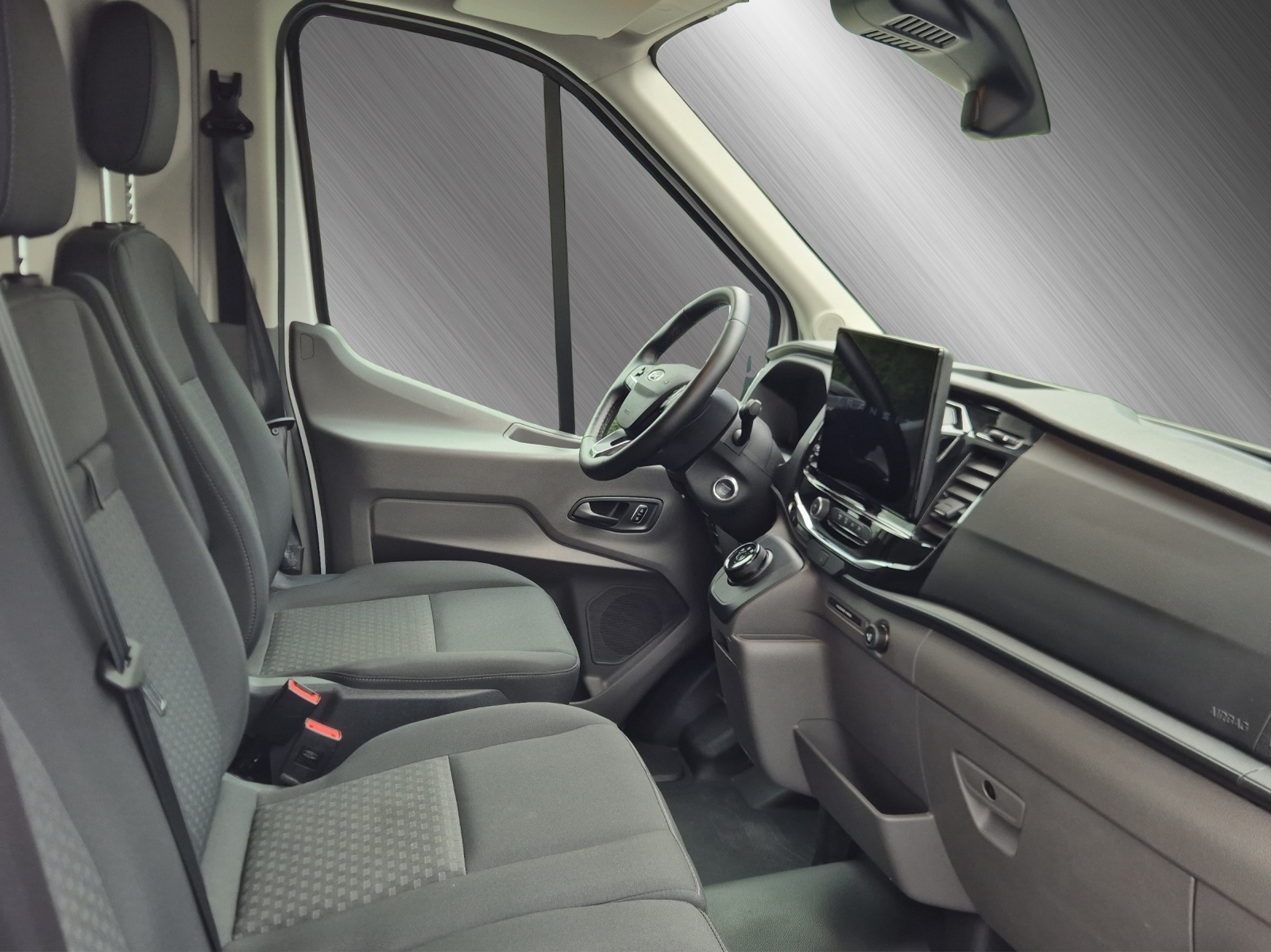 FORD E-Transit Van 350 L2H3 68kWh Trend-image-8