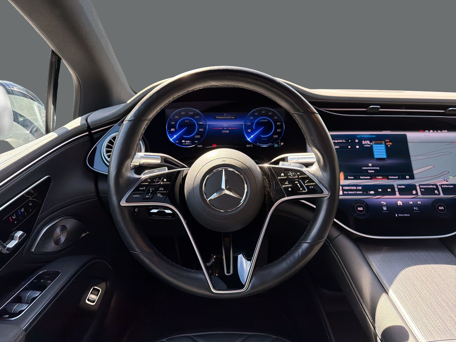MERCEDES-BENZ EQS 580 AMG Line 4Matic-image-9