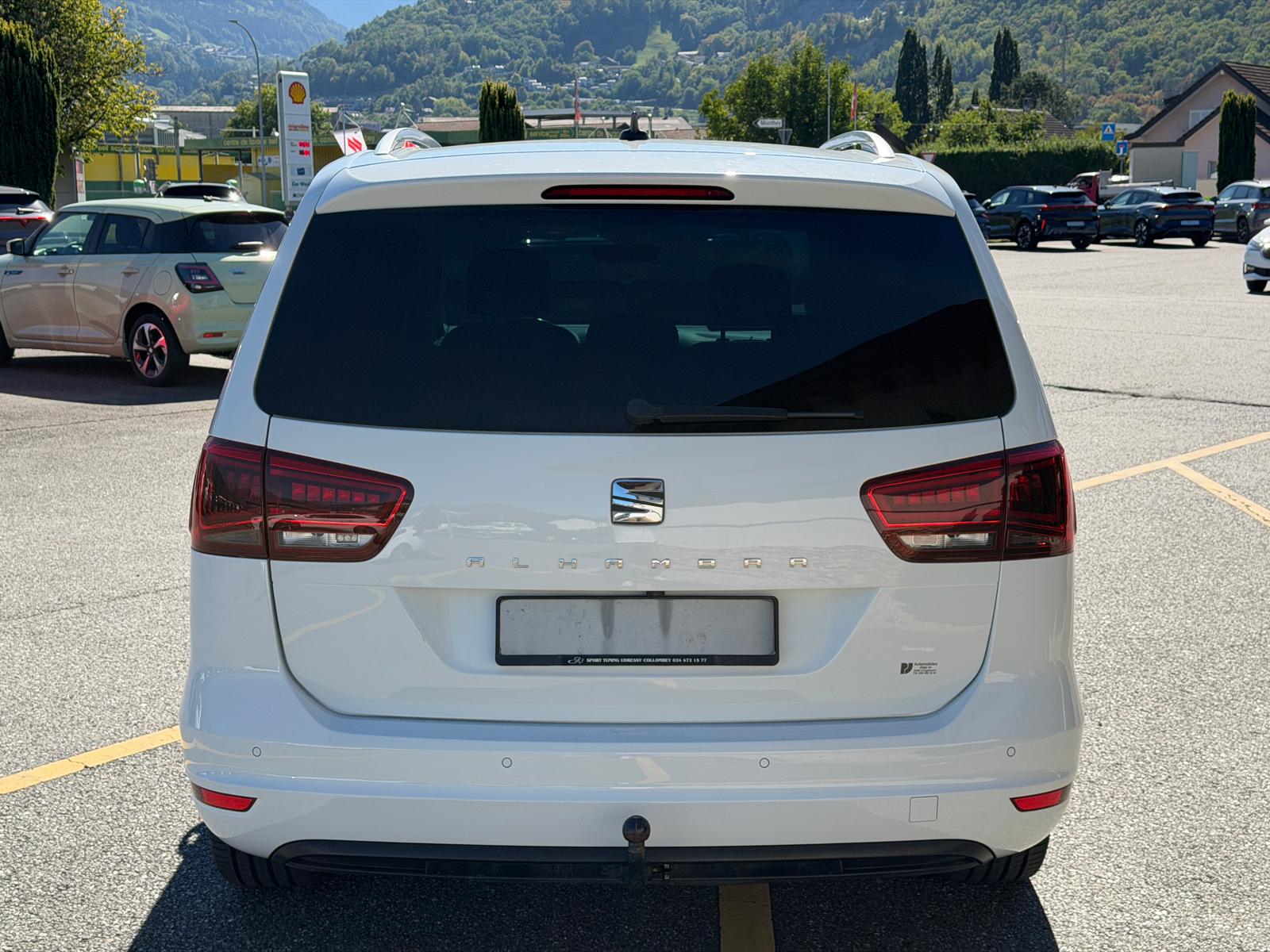 SEAT Alhambra 2.0 TDI 4Drive SWISS FR-image-3