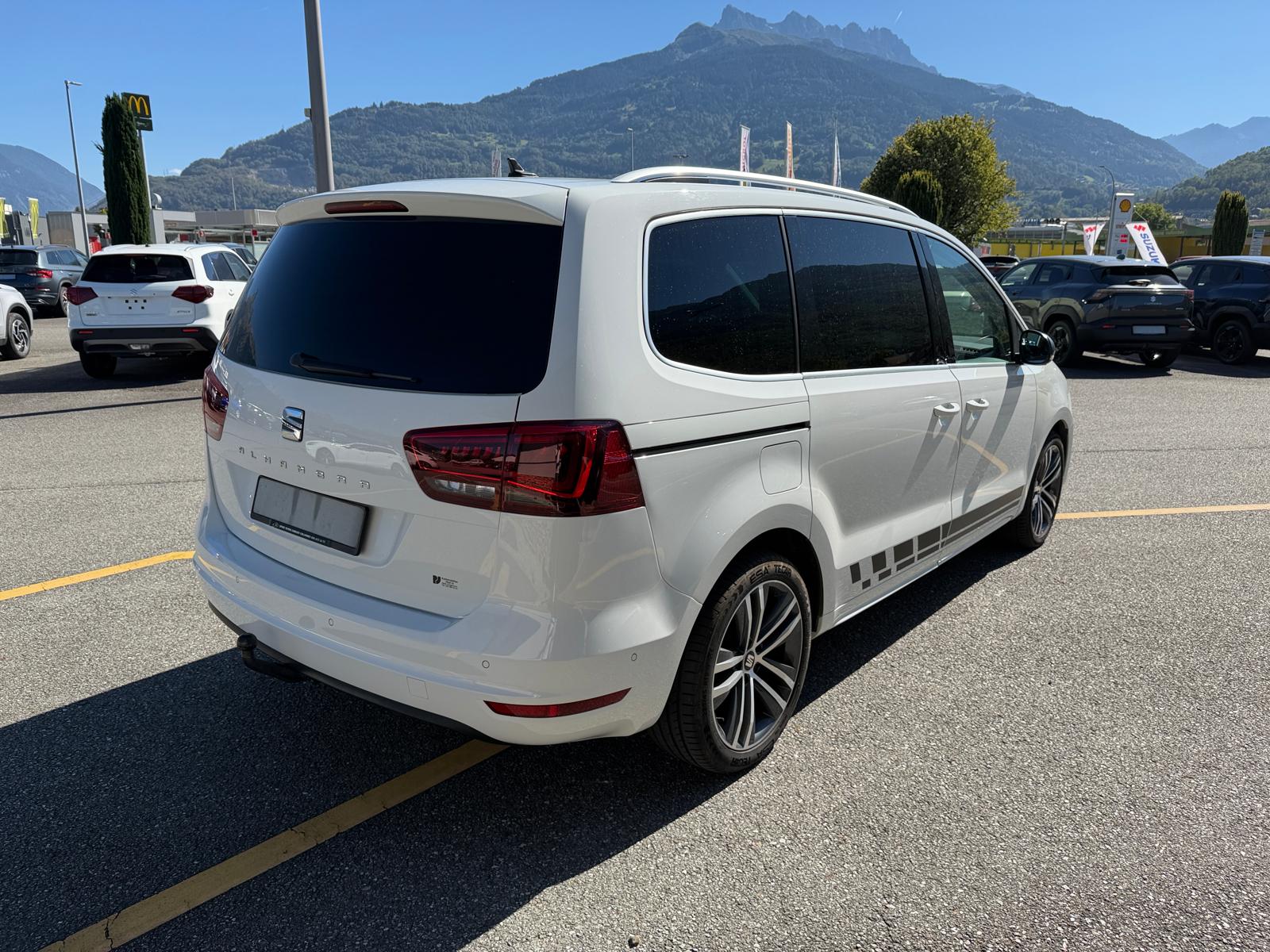 SEAT Alhambra 2.0 TDI 4Drive SWISS FR-image-4