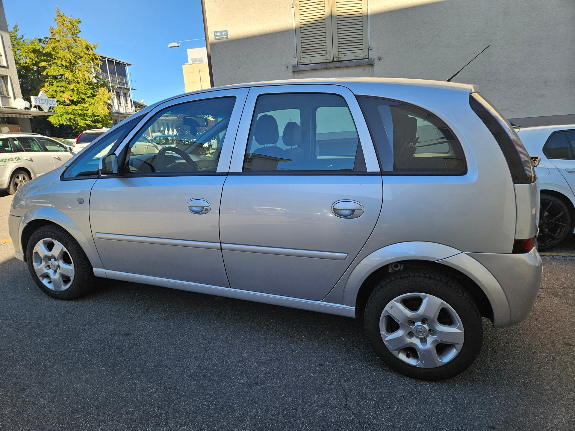 OPEL Meriva 1.6i-16 TP (Essentia)-image-5