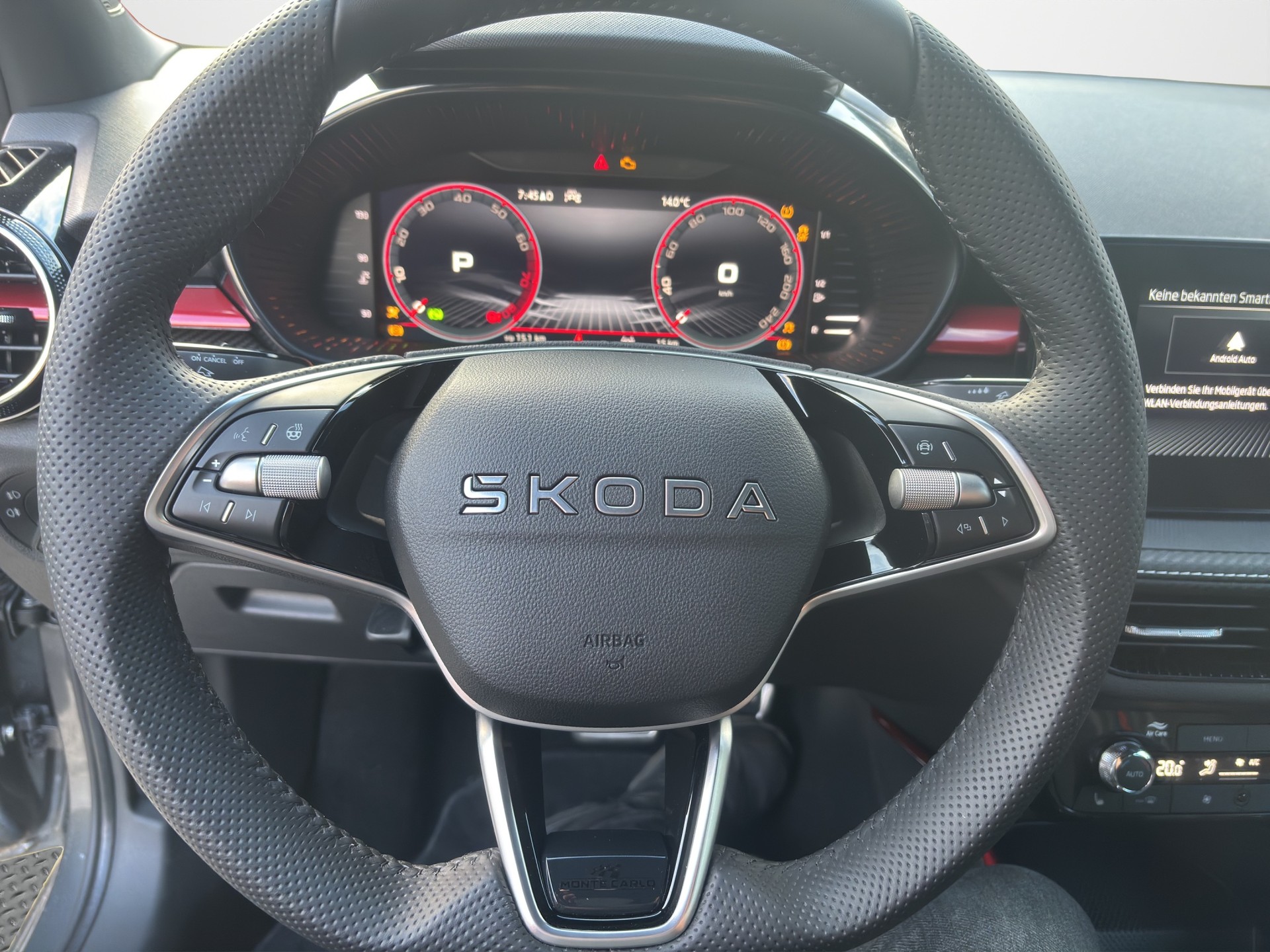 SKODA Fabia 1.0 TSI Monte Carlo DSG-image-9