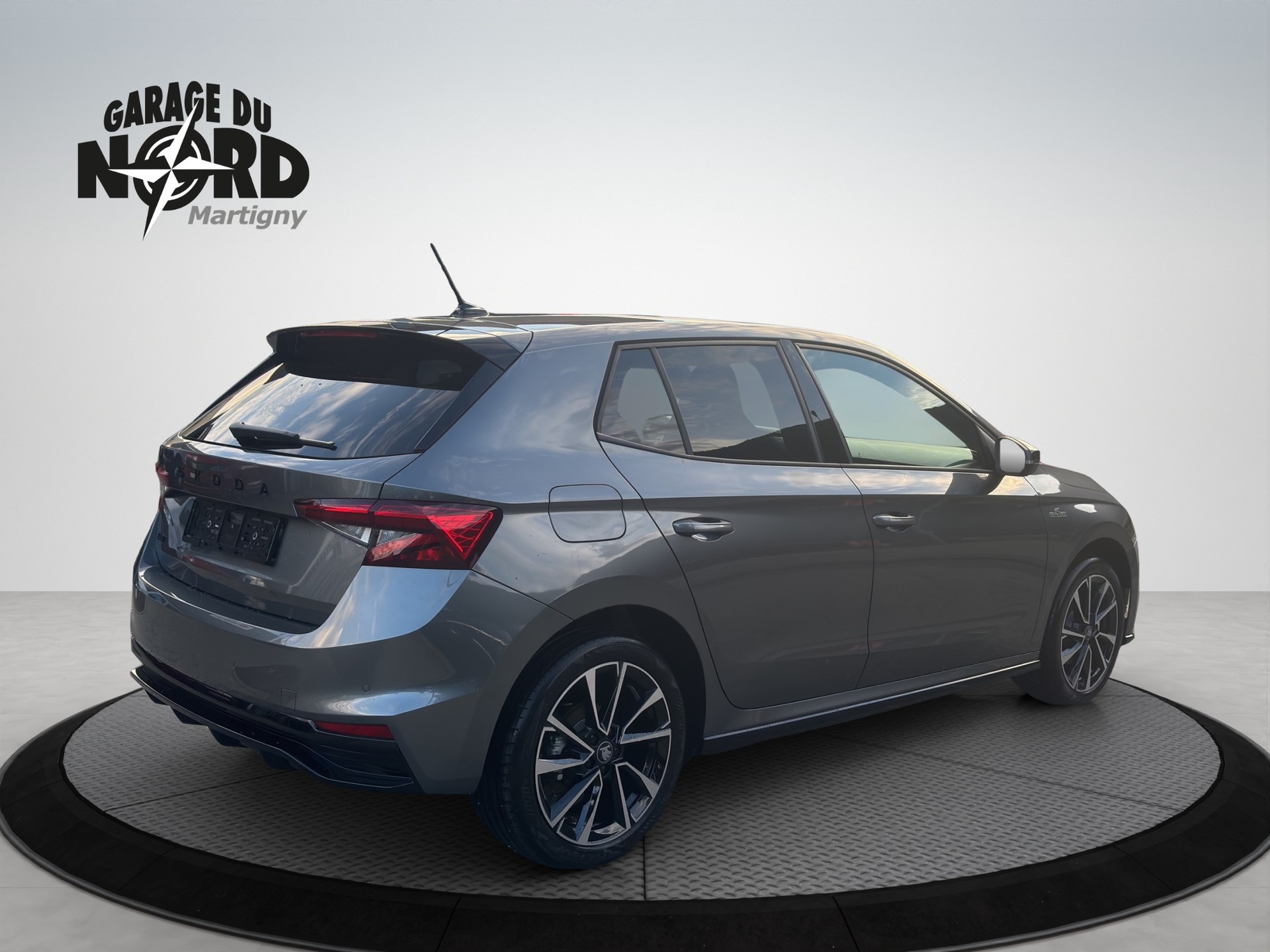 SKODA Fabia 1.0 TSI Monte Carlo DSG-image-5