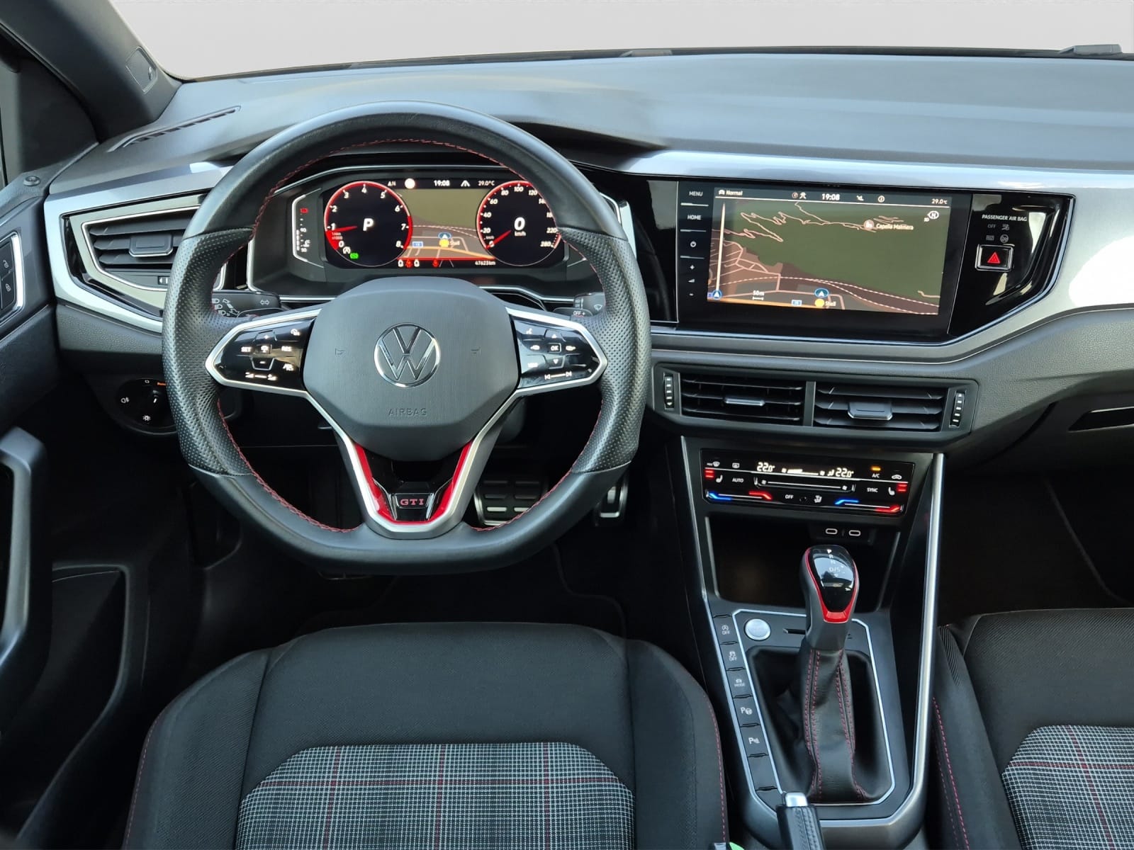VW Polo 2.0 TSI GTI DSG-image-10