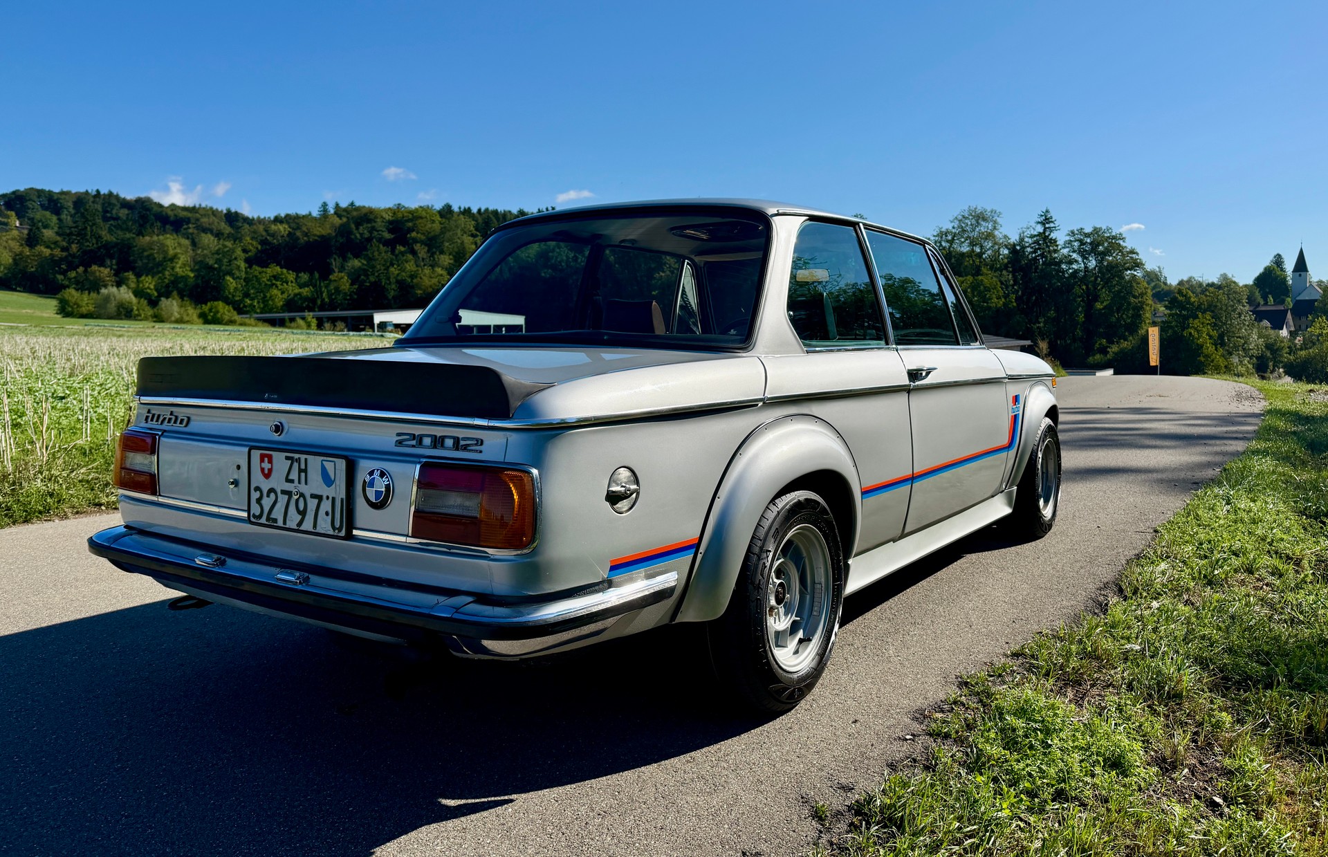 BMW 2002 Turbo-image-4