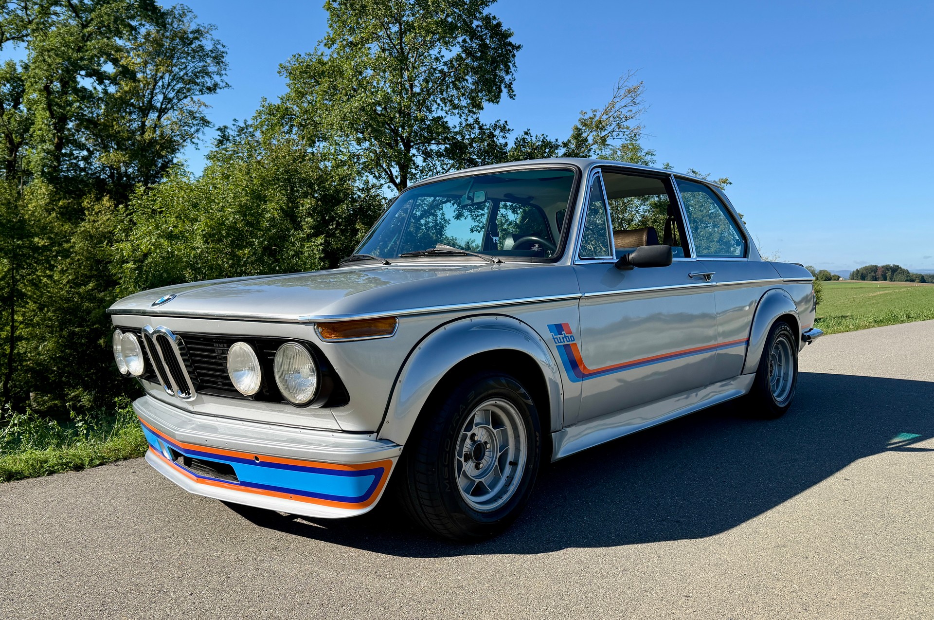 BMW 2002 Turbo-image-3