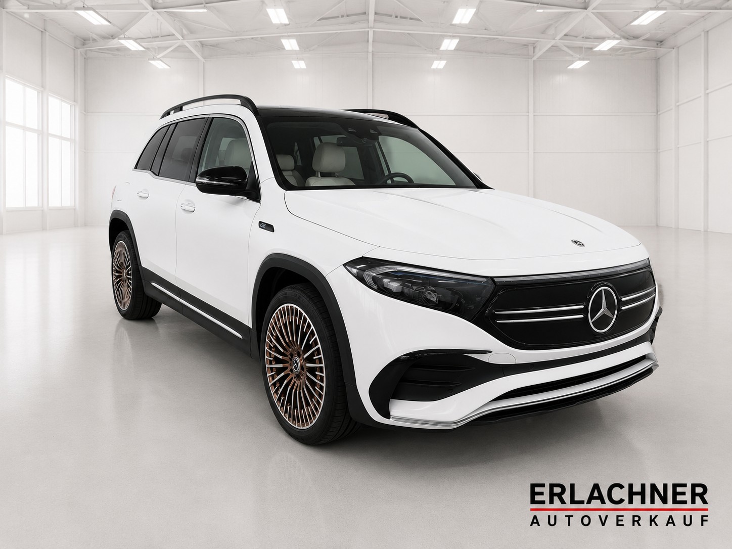 MERCEDES-BENZ EQB 350-image-4