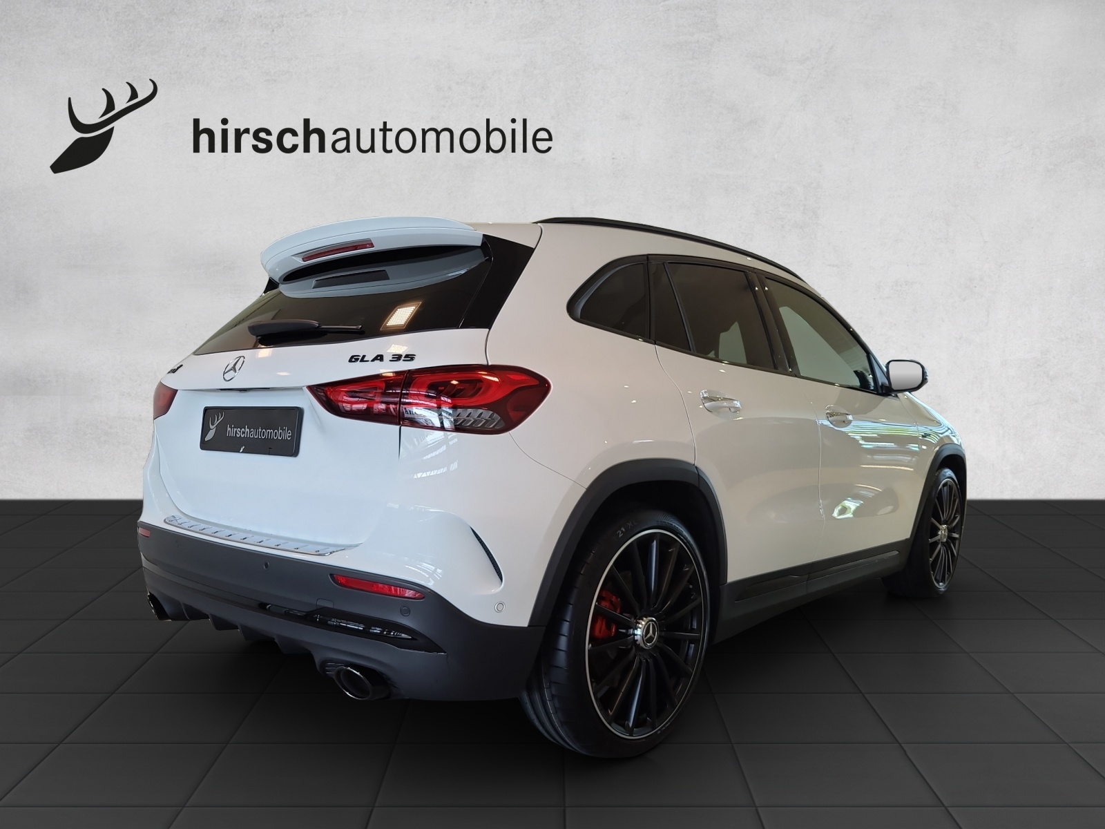 MERCEDES-BENZ GLA 35 AMG 4matic-image-9