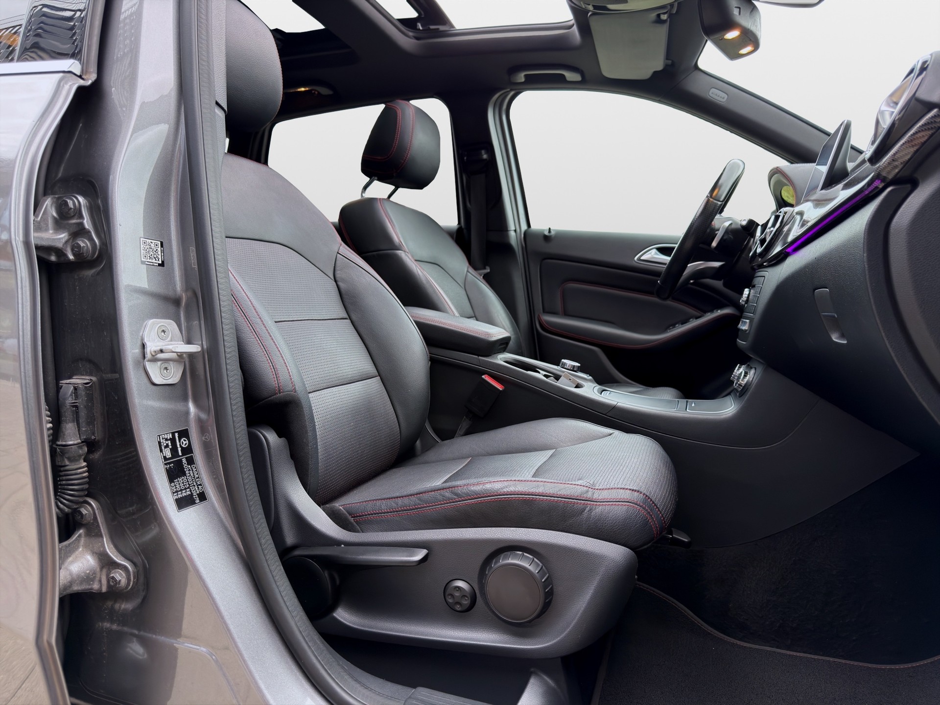 MERCEDES-BENZ B 220 CDI AMG Line 7G-DCT*Hagelschaden*statt 14'800.- jetzt nur 9'500.- *-image-7