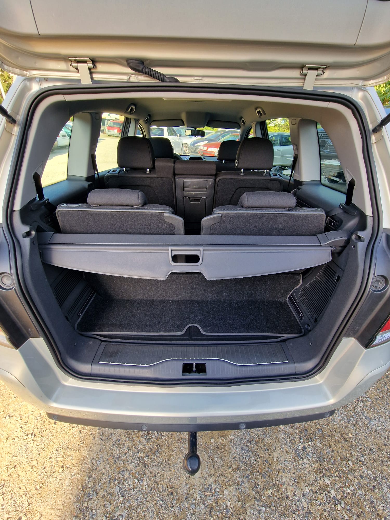 OPEL Zafira 1.9 CDTI Enjoy Automatic-image-10