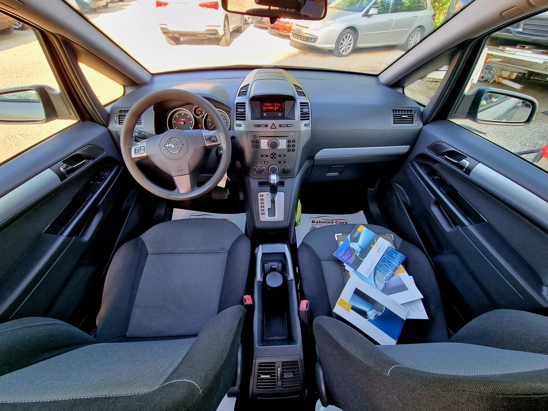 OPEL Zafira 1.9 CDTI Enjoy Automatic-image-6