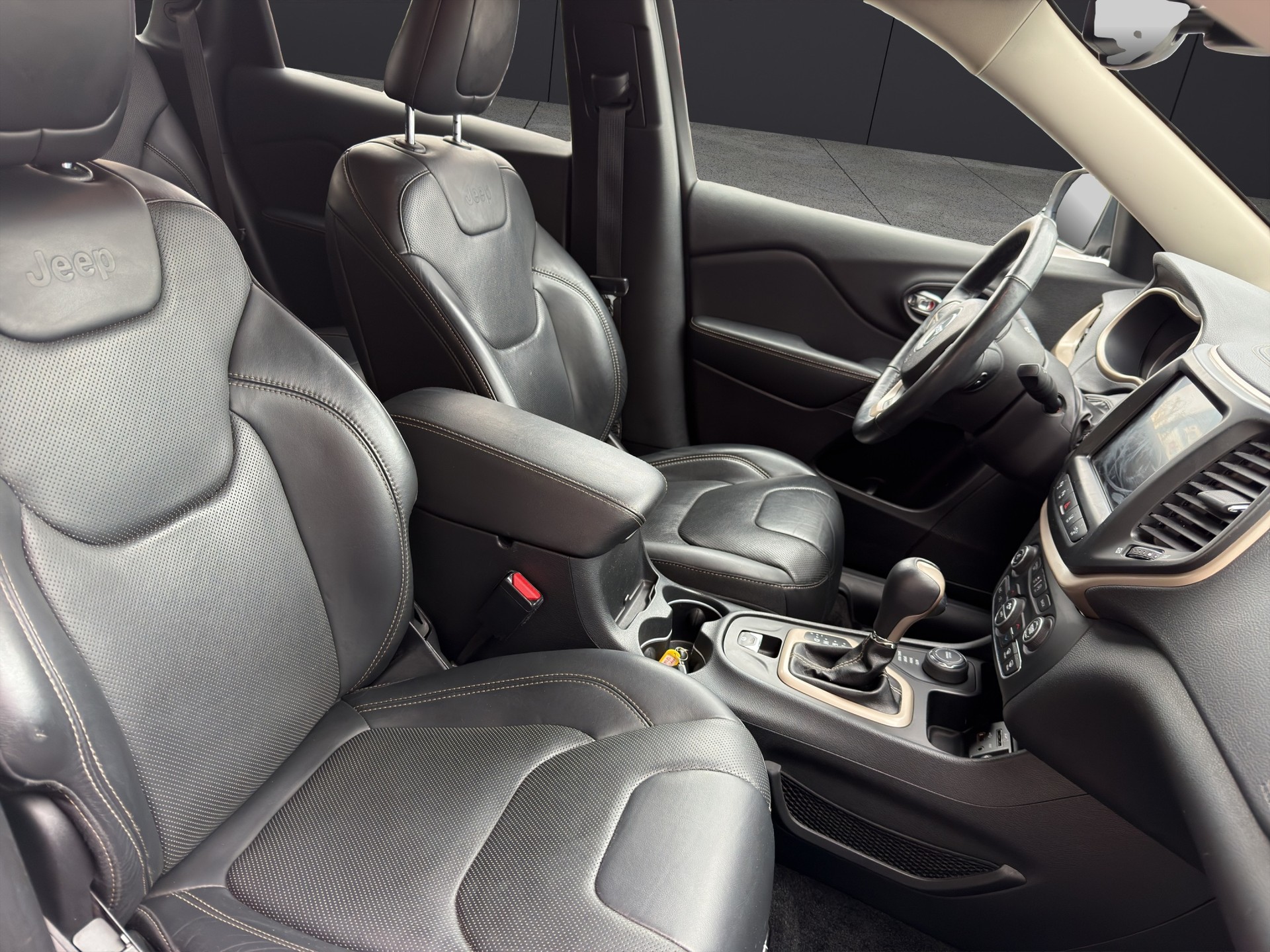 JEEP Cherokee 2.2TD Limited AWD 9ATX-image-10