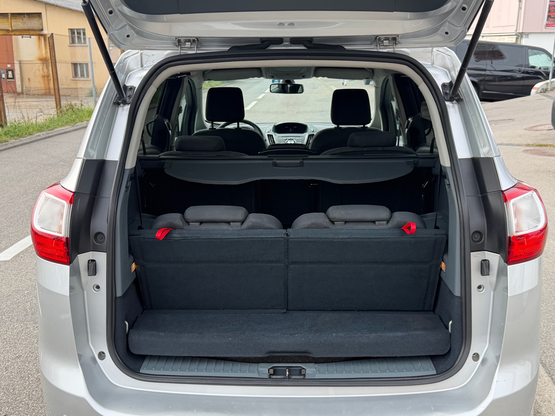FORD Grand C-Max 2.0 TDCi Titanium-image-6