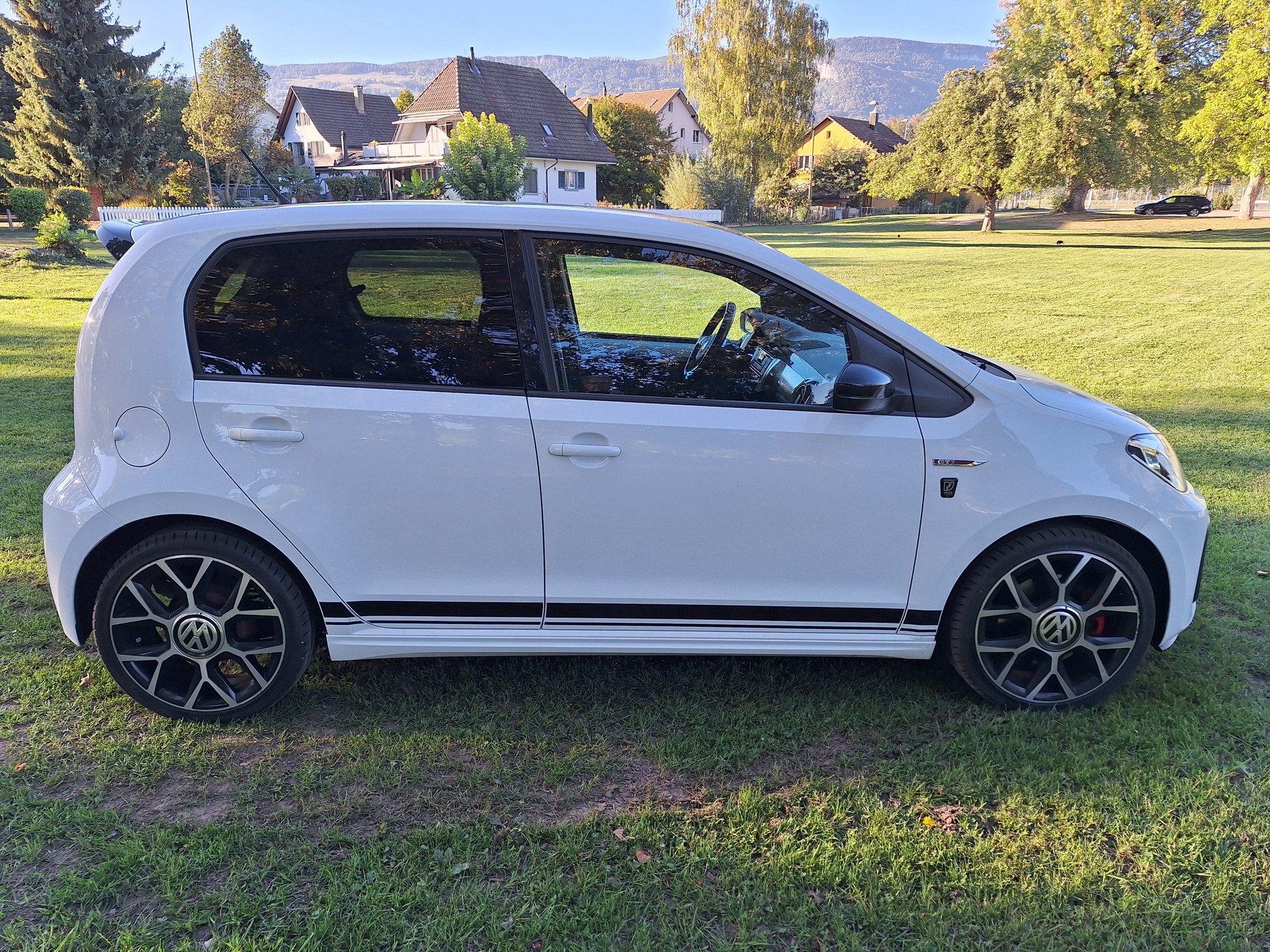 VW Up 1.0 TSI GTI-image-4
