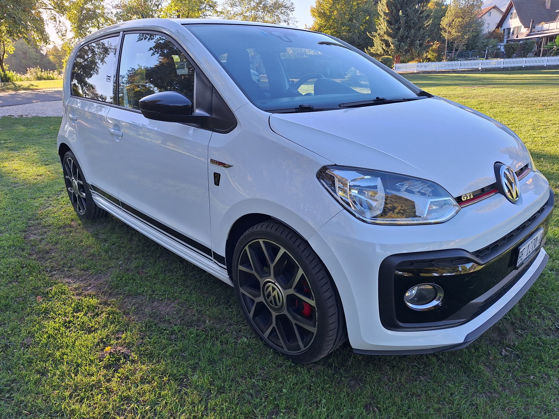 VW Up 1.0 TSI GTI-image-3