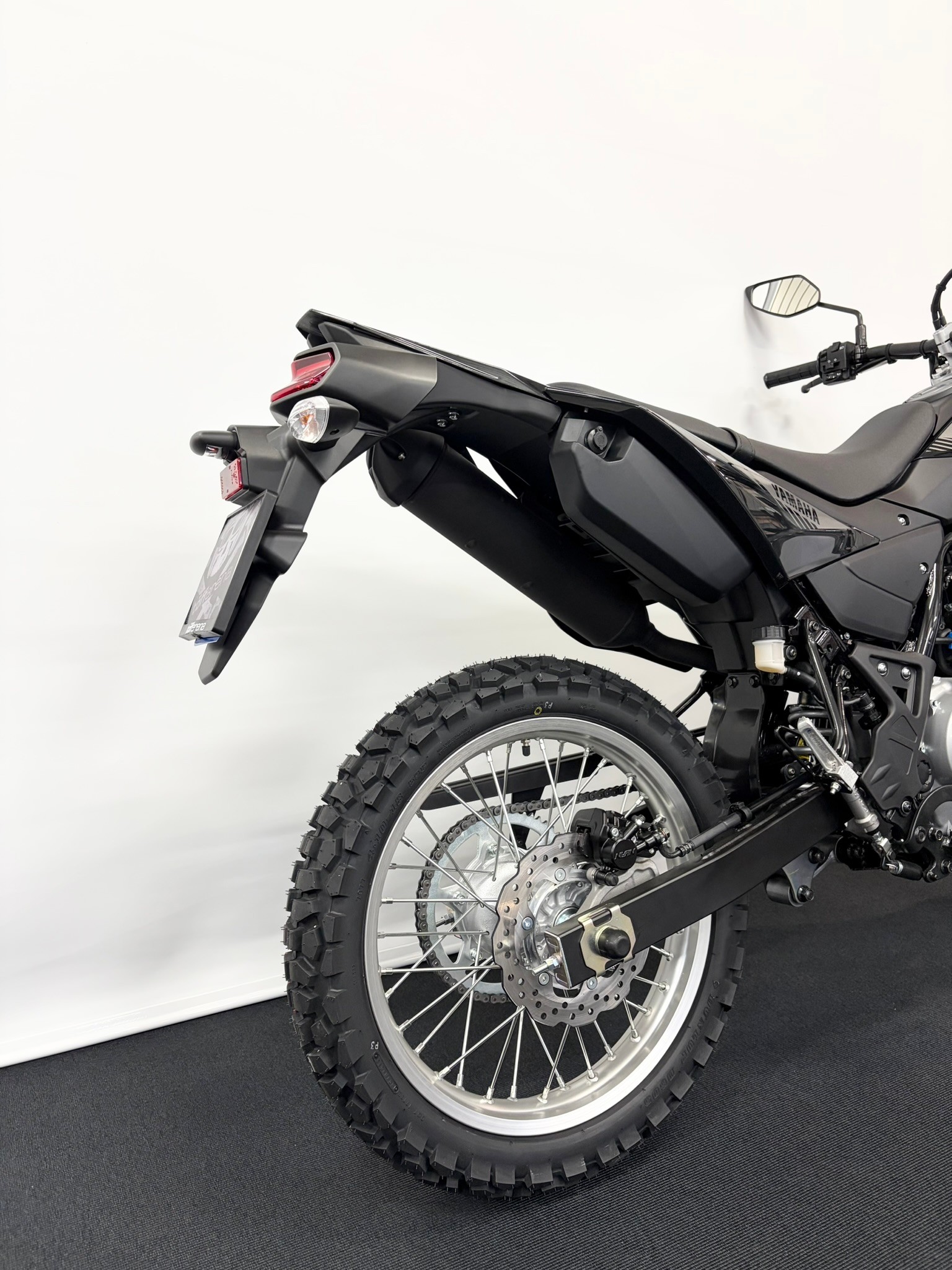 YAMAHA WR 125 R-showroom-element-1