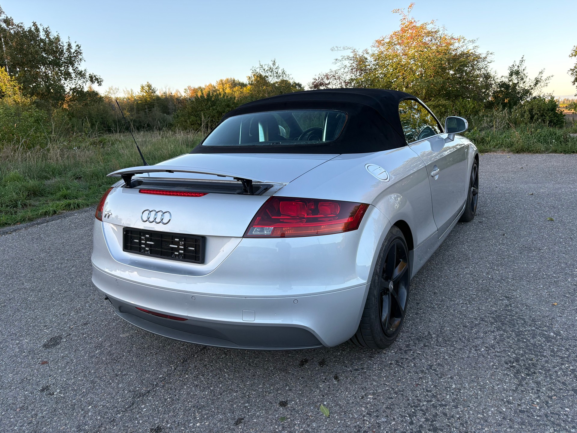 AUDI TT Roadster 2.0 TFSI-image-5
