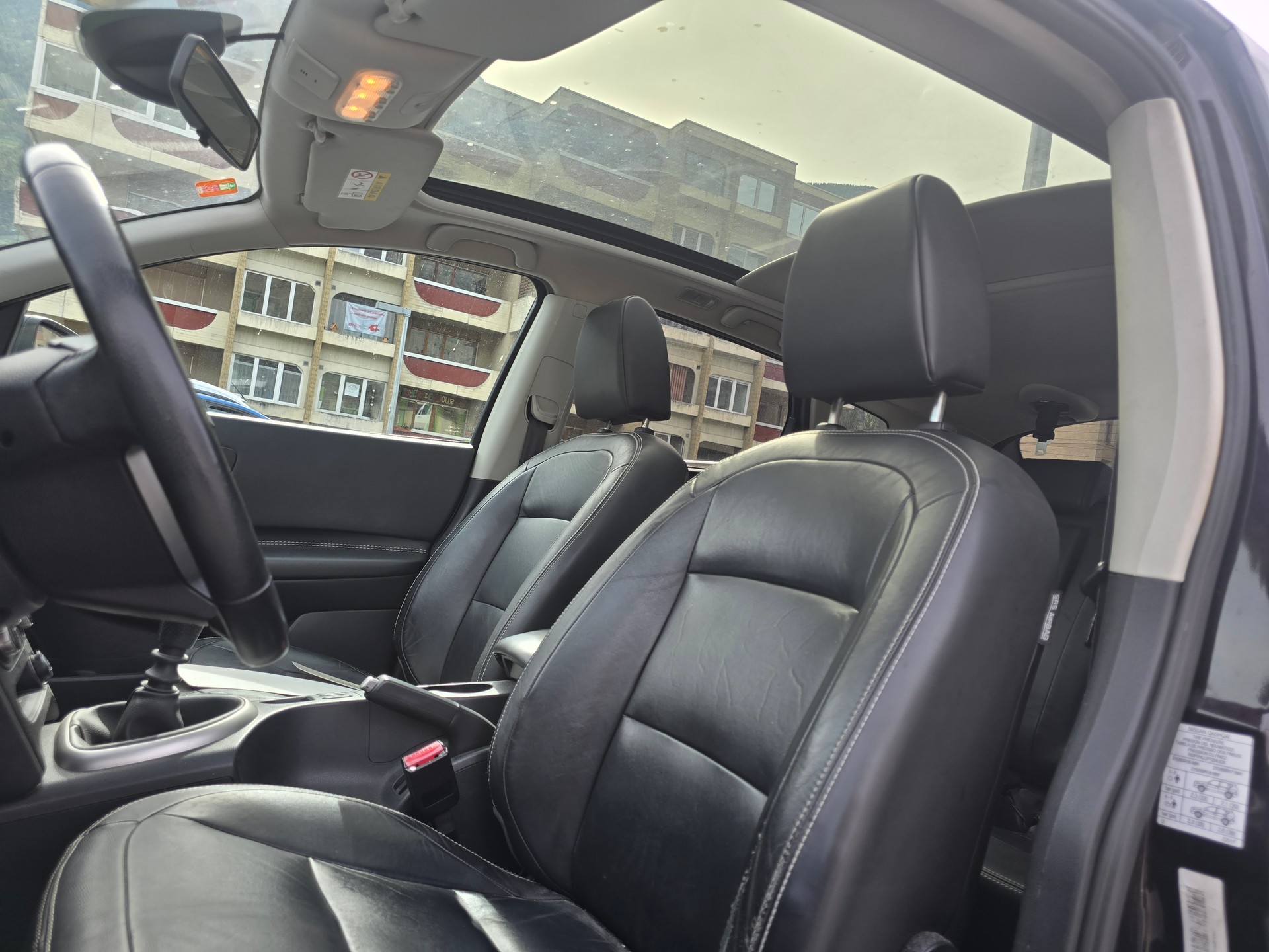 NISSAN Qashqai 1.6 dCi iStop 360-image-10