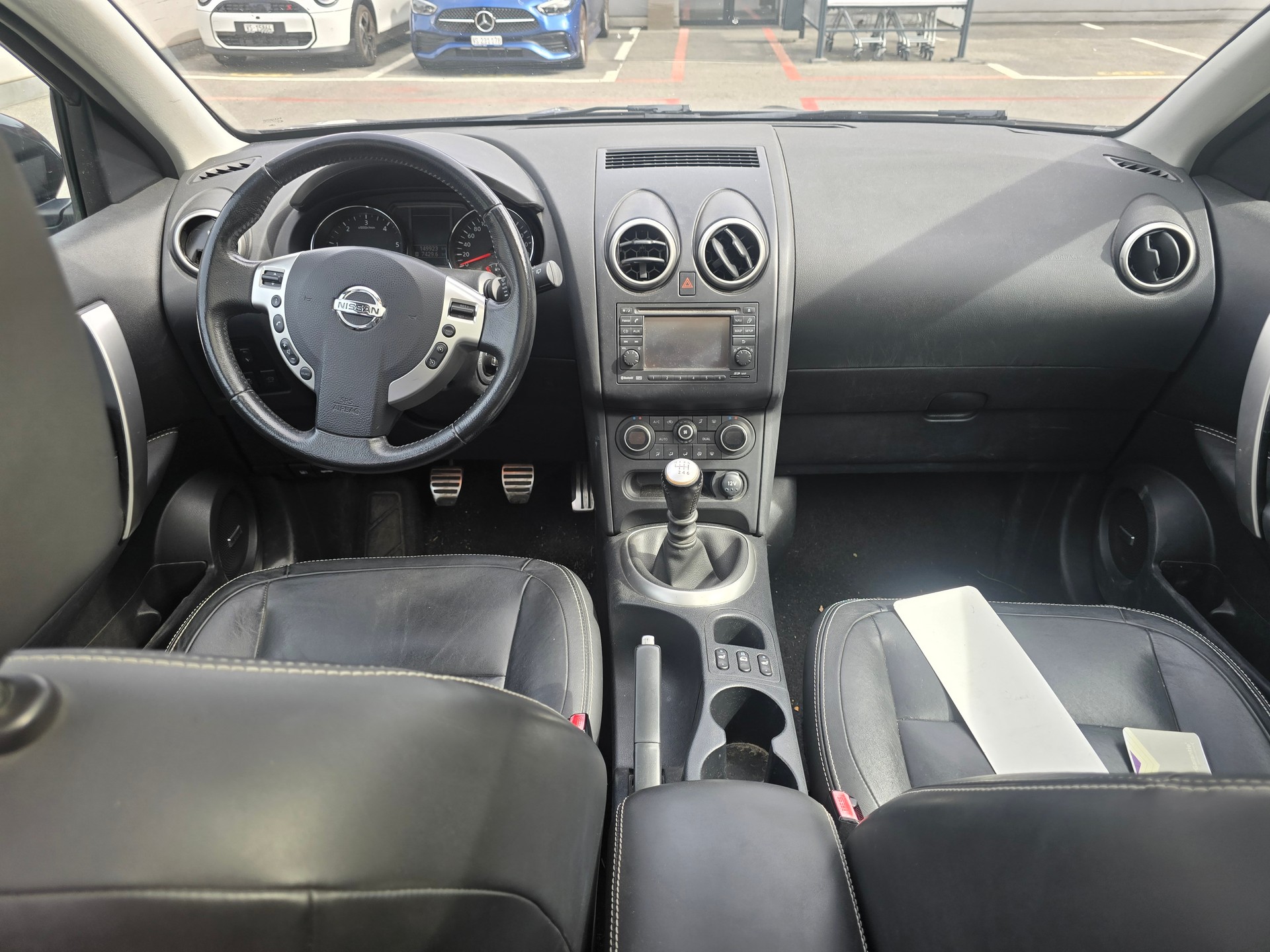 NISSAN Qashqai 1.6 dCi iStop 360-image-12