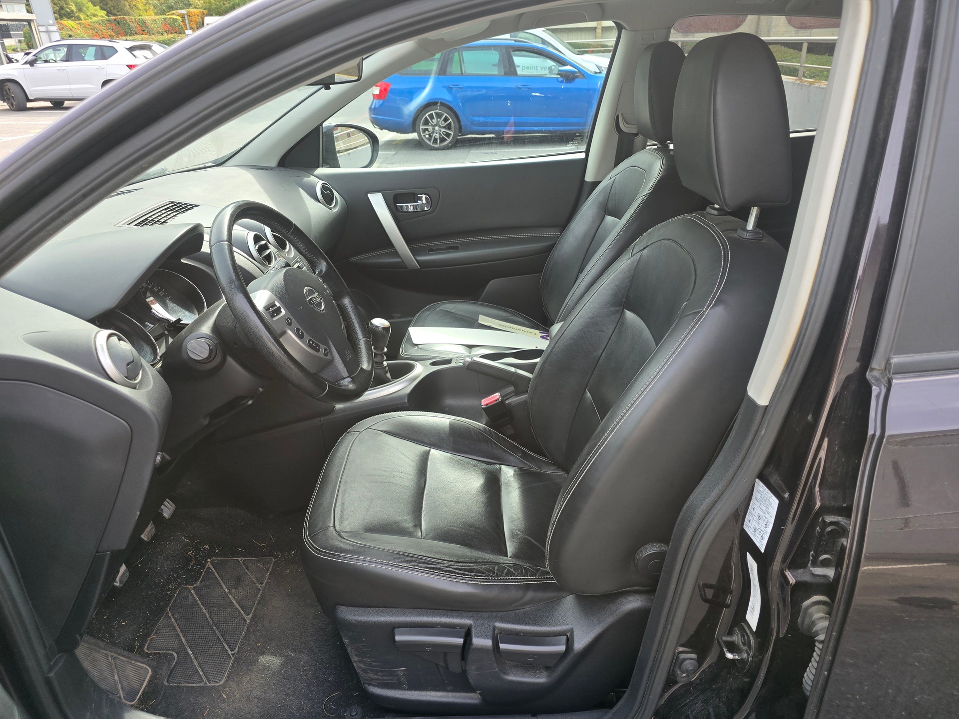 NISSAN Qashqai 1.6 dCi iStop 360-image-8