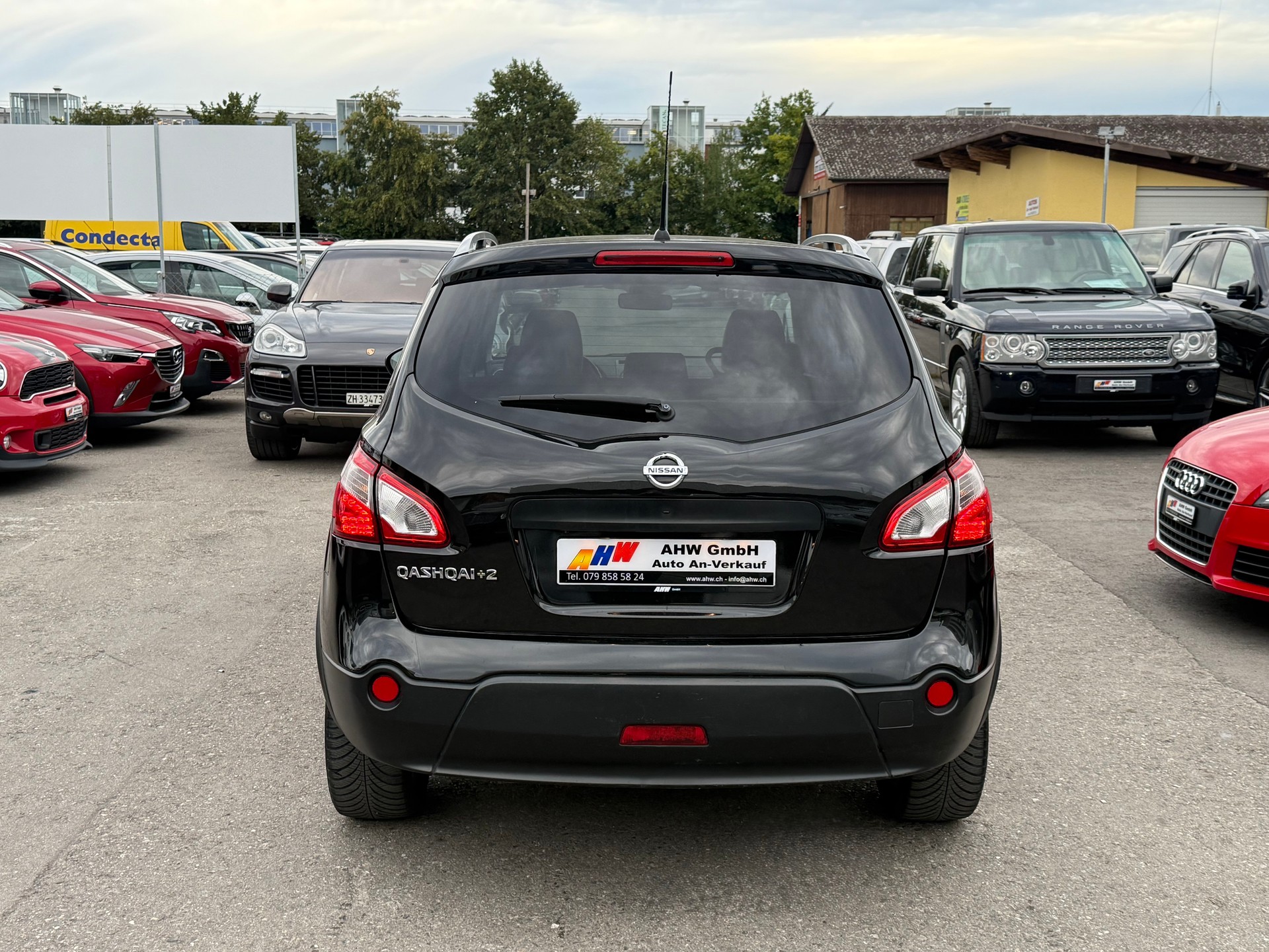 NISSAN Qashqai +2 2.0 4WD 360 XTronic CVT / Frisch ab MFK / 7 Plätzer / 360° Kamera / Leder / BOSE Sound-image-4