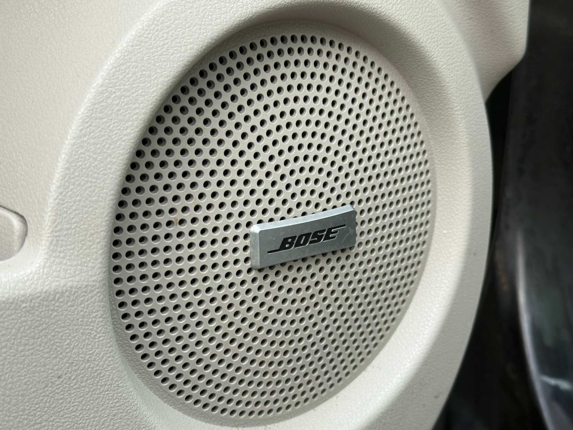 NISSAN Qashqai +2 2.0 4WD 360 XTronic CVT / Frisch ab MFK / 7 Plätzer / 360° Kamera / Leder / BOSE Sound-image-11
