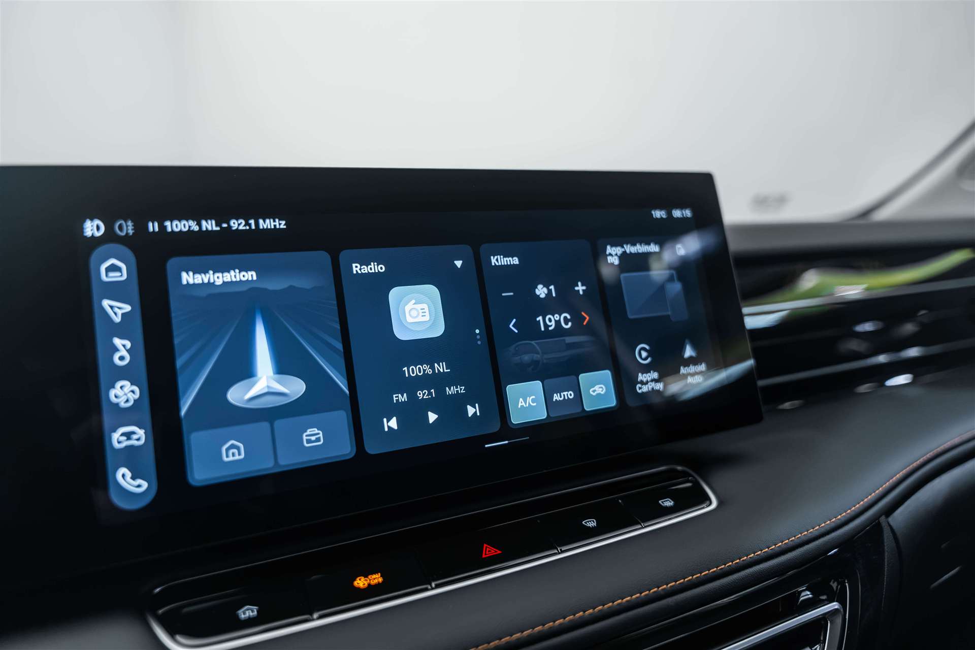 MG MG HS 1.5 T PHEV Comfort 272PS Automat-image-18