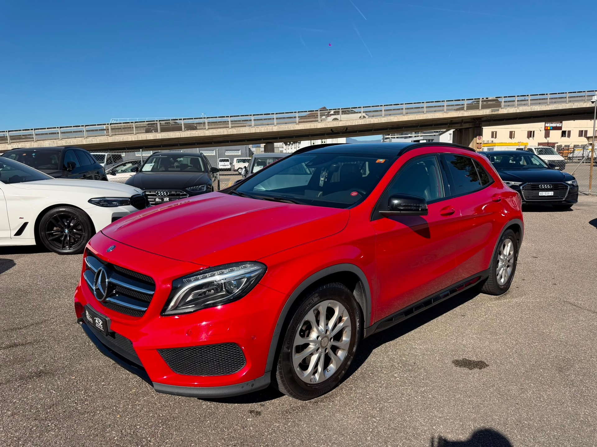 MERCEDES-BENZ GLA 250 AMG Line 4Matic 7G-DCT Garantie 2 ans expertiser du jours-image-1