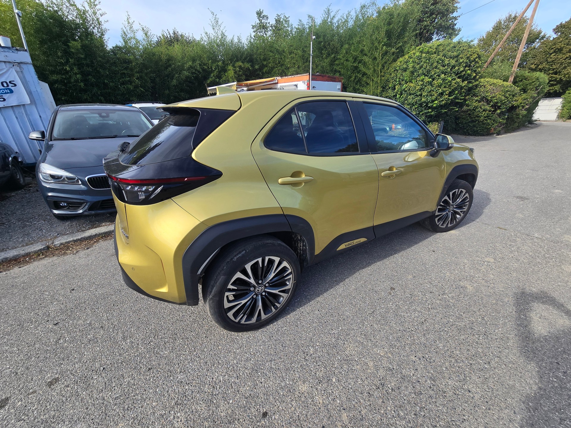 TOYOTA YARIS CROSS-image-4