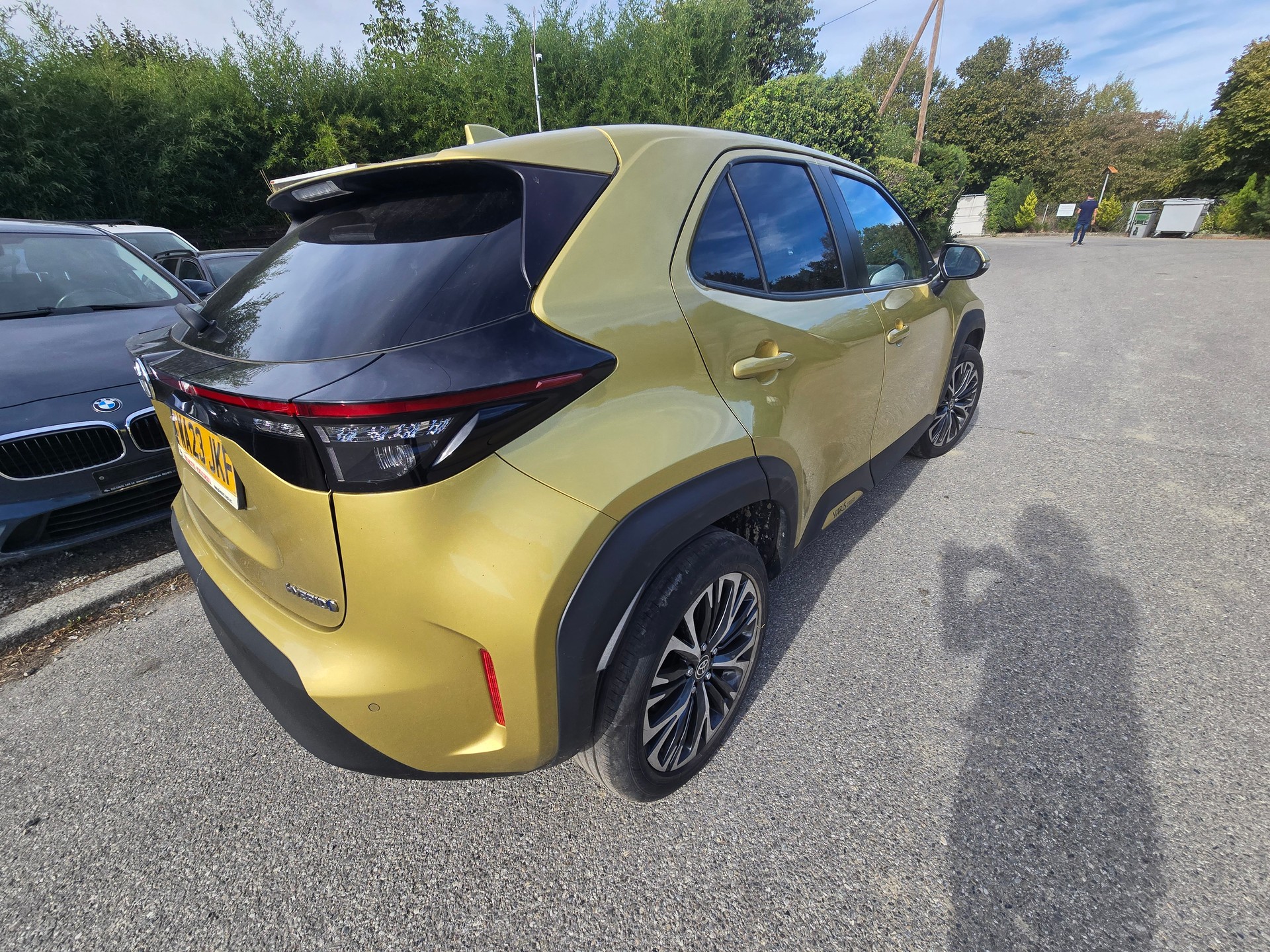 TOYOTA YARIS CROSS-image-3