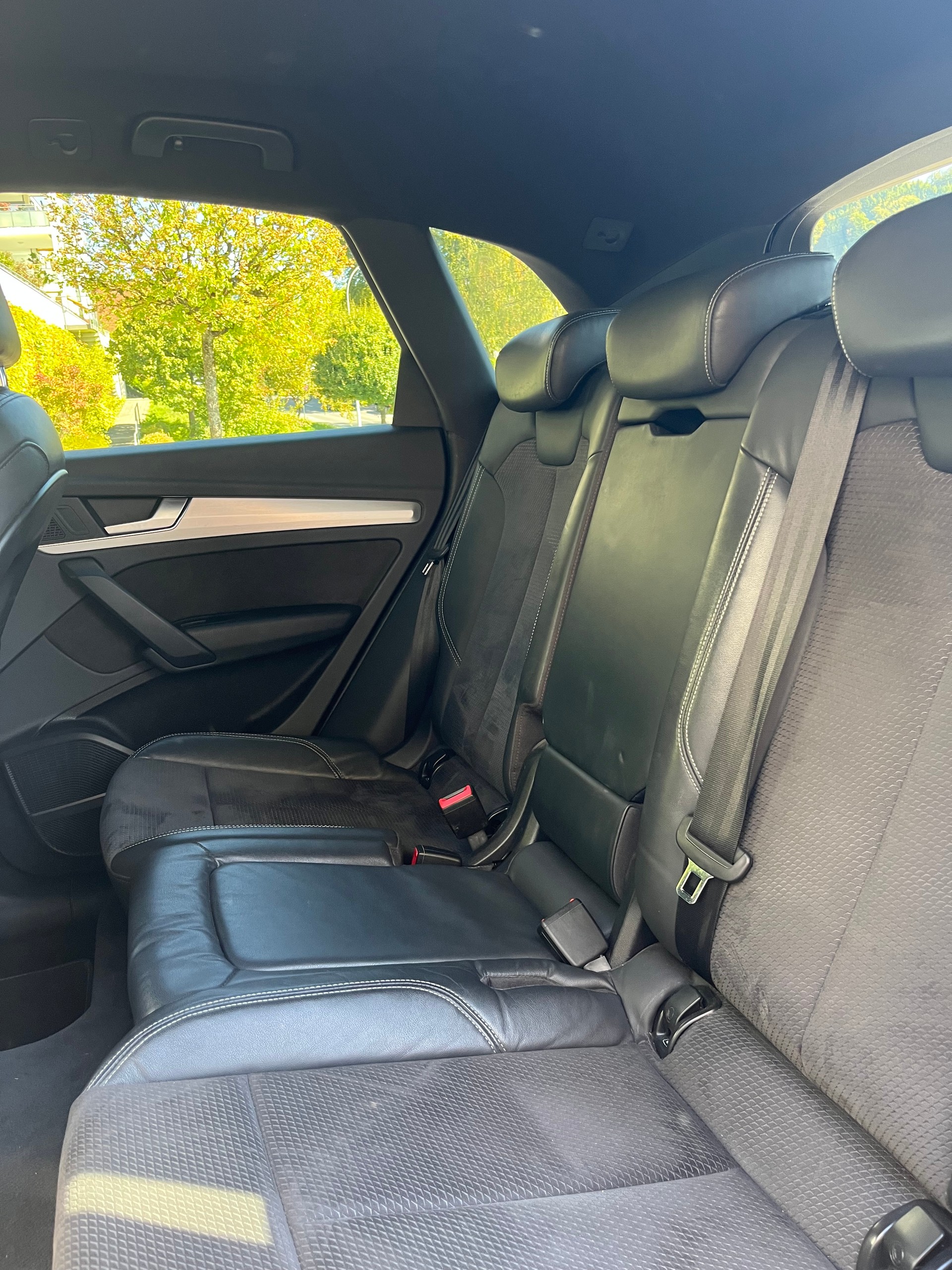AUDI 2.0 40 TDI Sport qu. S-Tronic-image-5