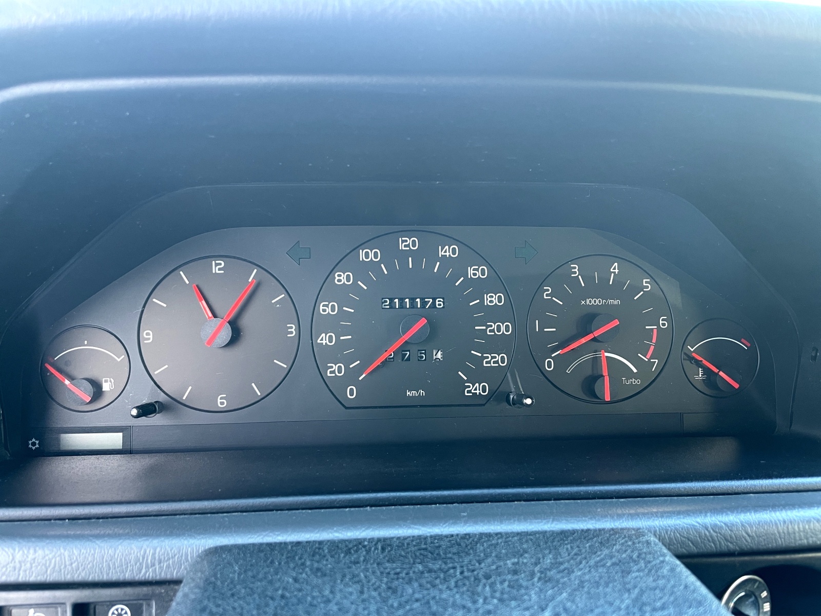 VOLVO 940 2.3 Polar Turbo-image-11