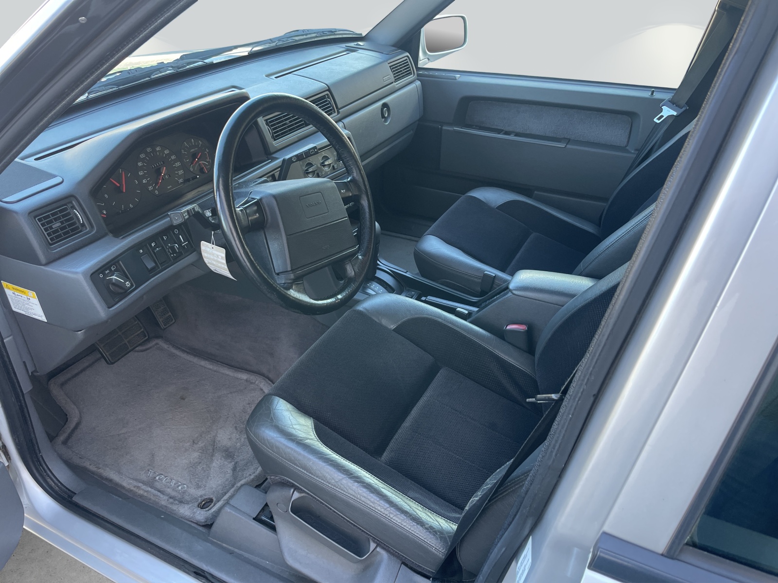 VOLVO 940 2.3 Polar Turbo-image-10