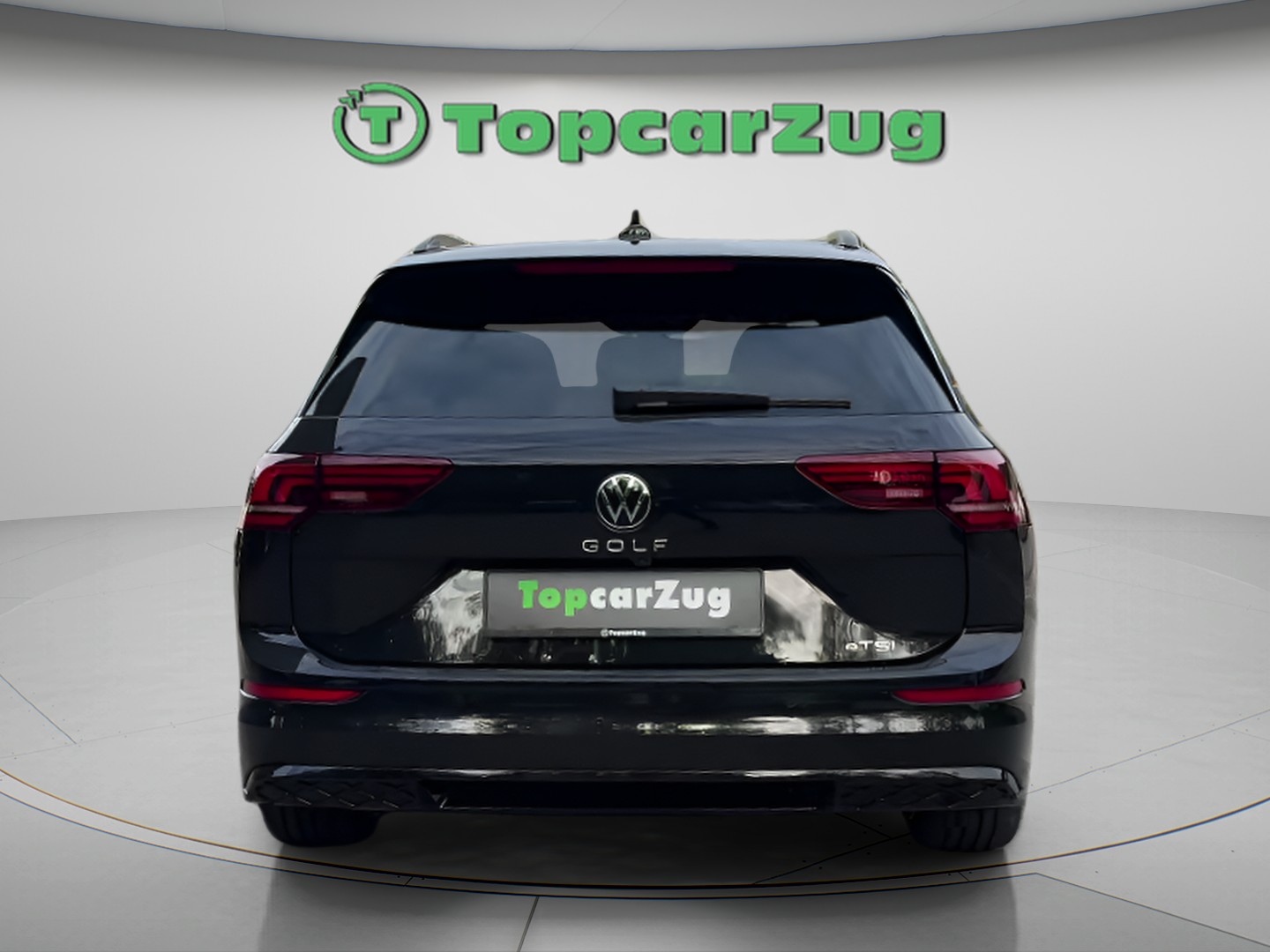 VW Golf Variant 1.5 eTSI mHEV R-Line DSG-image-6