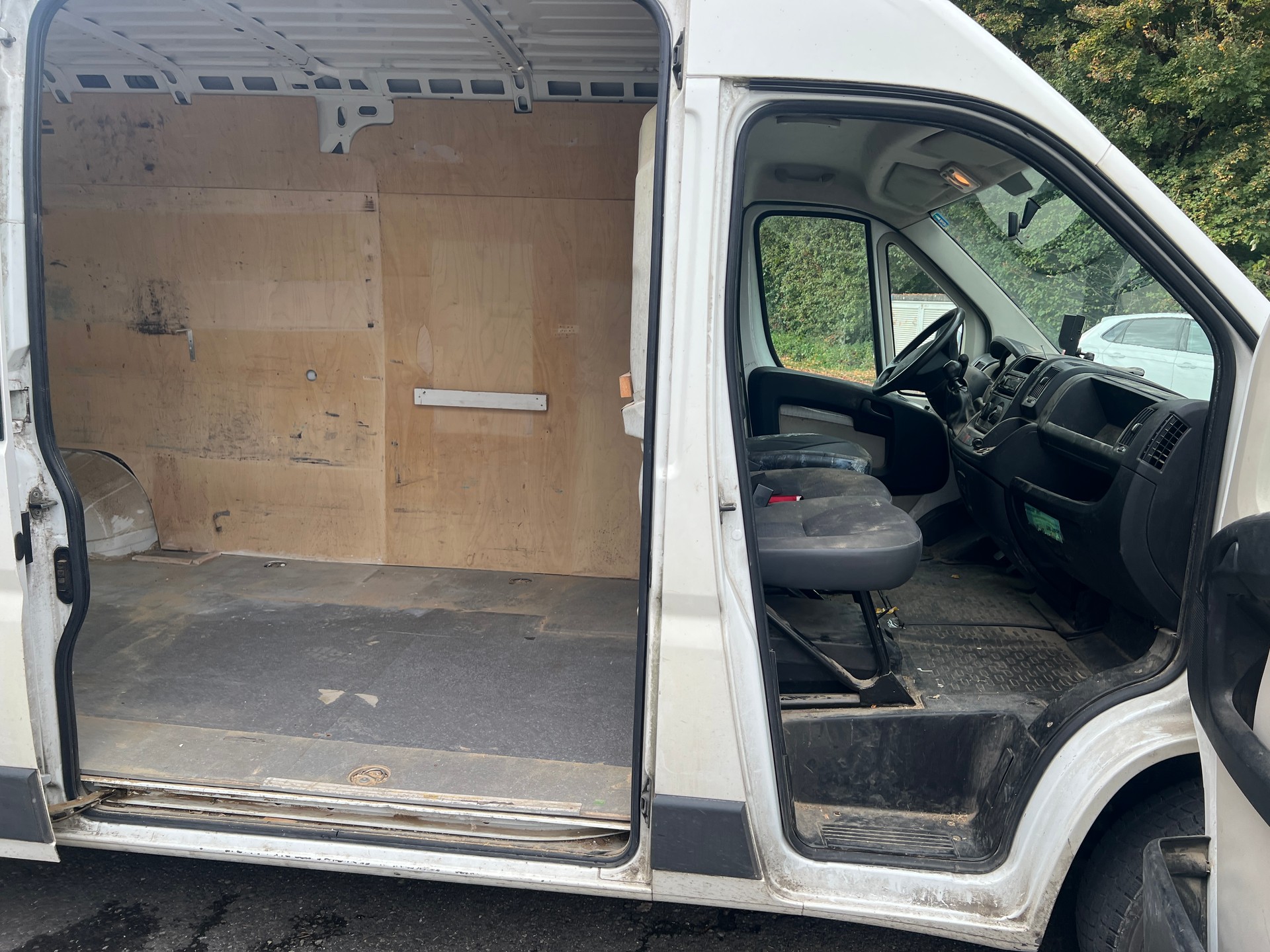 CITROEN Jumper 2.2 HDi 35 L3H2-image-11