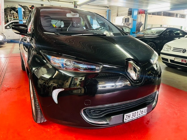 RENAULT Zoe Intens R240-image-8