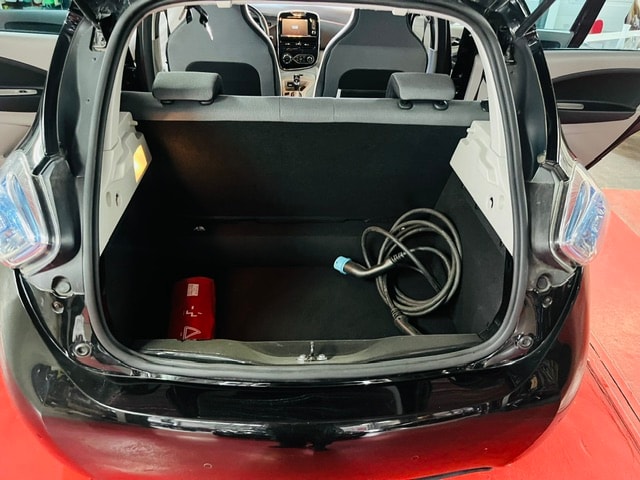 RENAULT Zoe Intens R240-image-12