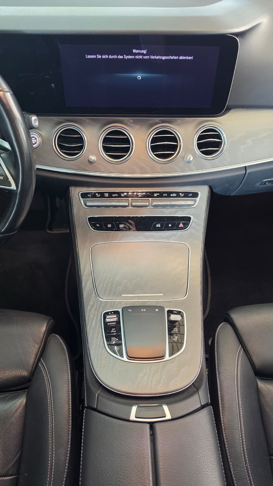 MERCEDES-BENZ E 220 d T Avantgarde 9G-Tronic, SCHWEIZER FAHRZEUG, TOP AUSSTATTUNG, FRISCH AB MFK-image-7
